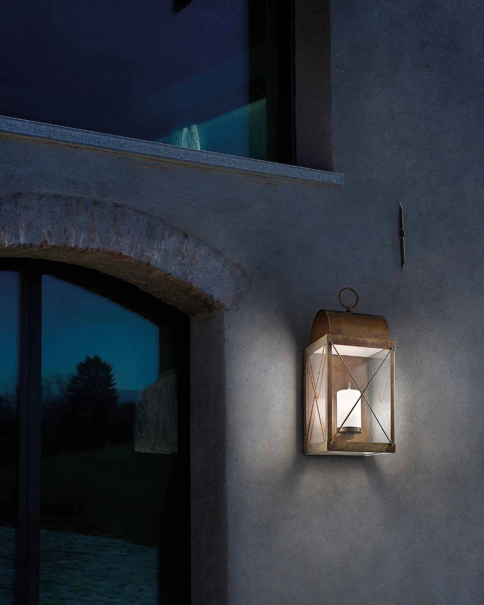 Lanterna Wall Light