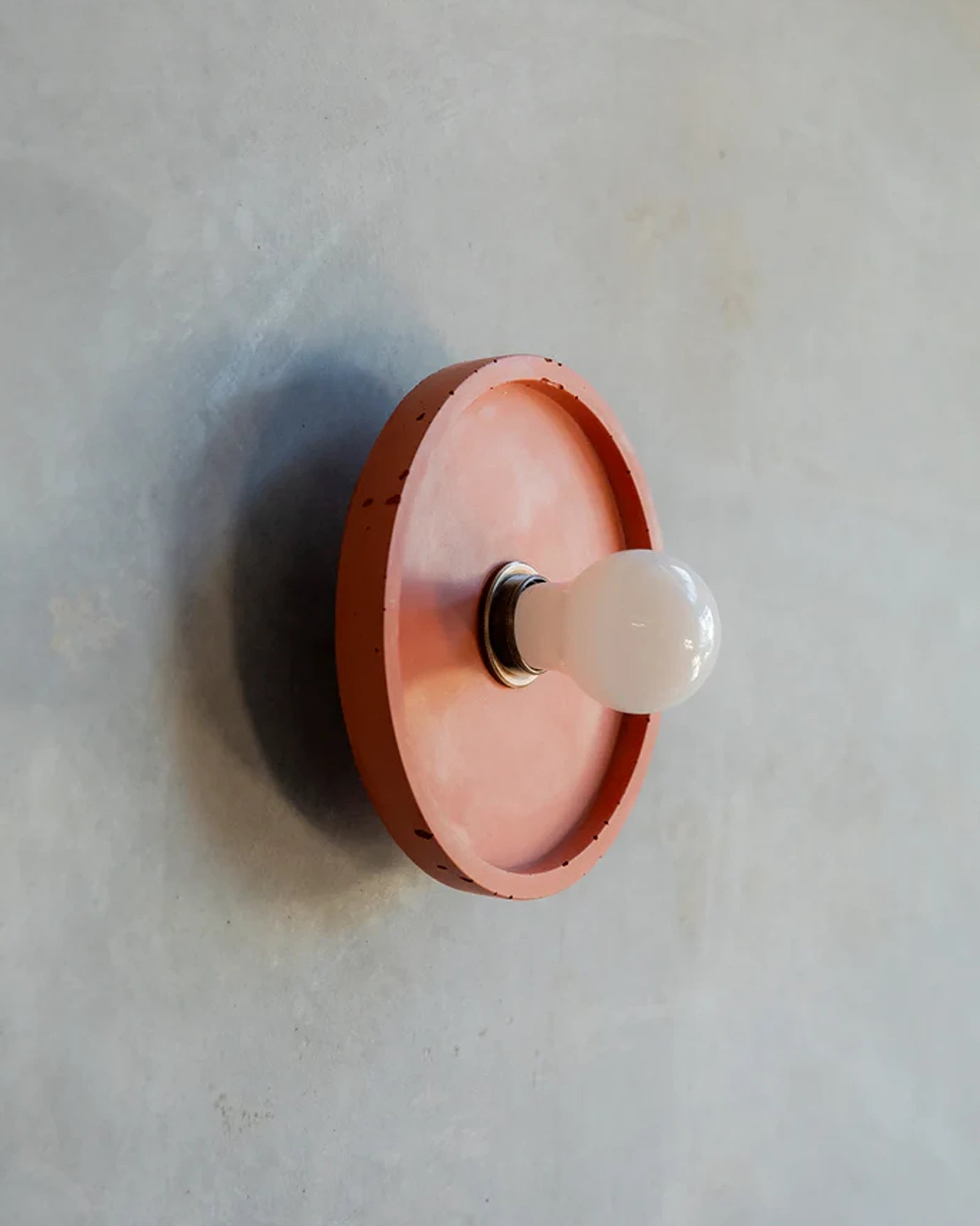 Loman Wall Light