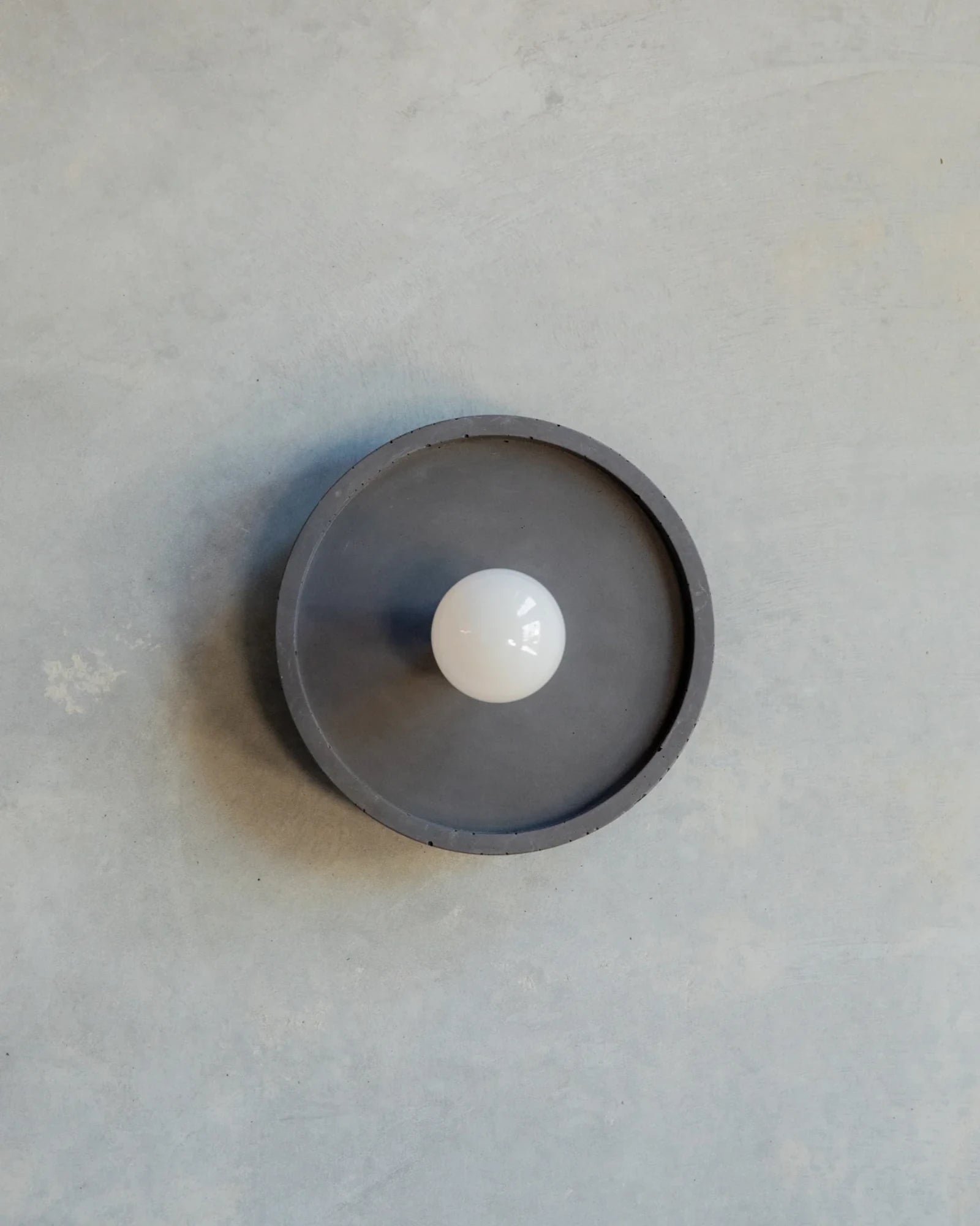 Loman Wall Light