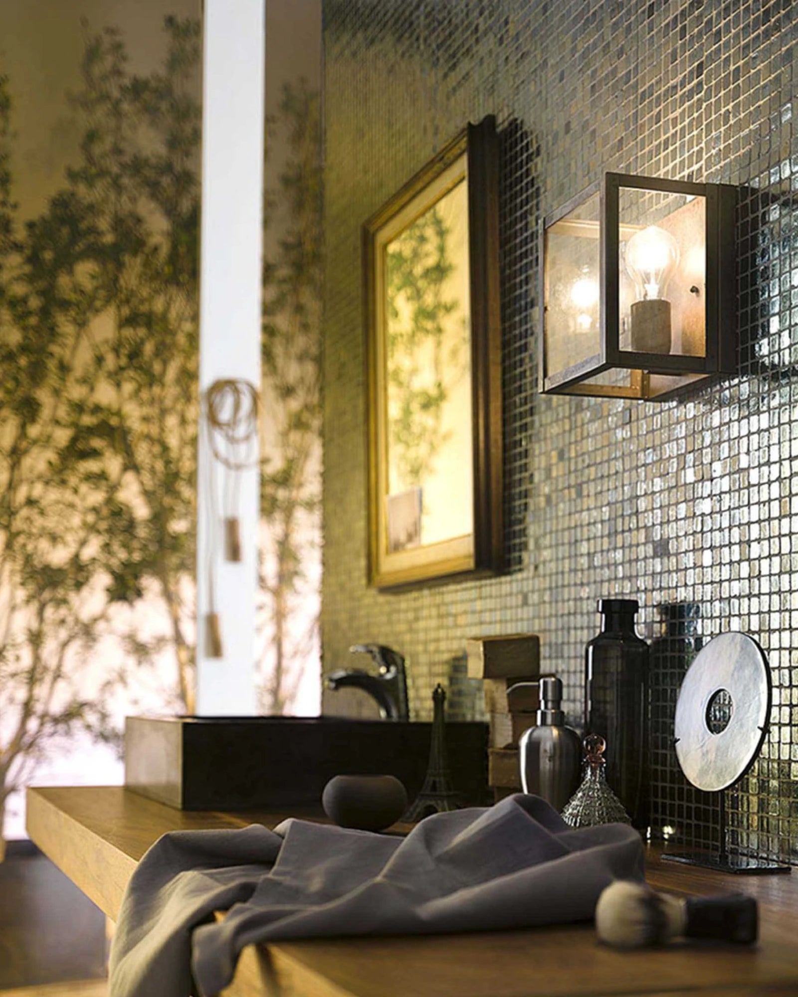 London Square Wall Light