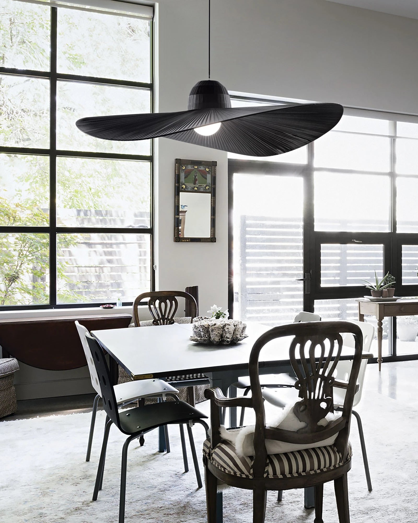 Madame Pendant Light