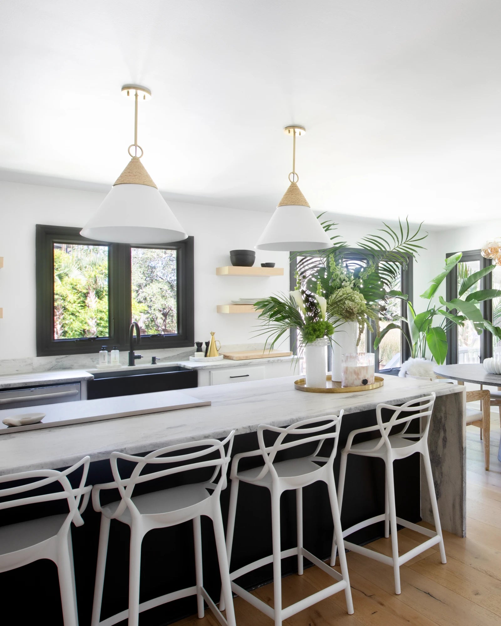 Mica Pendant Light