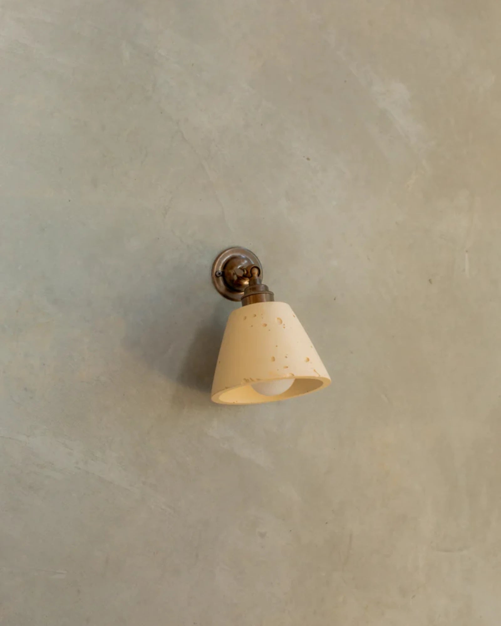 Mod Knuckle Wall Light