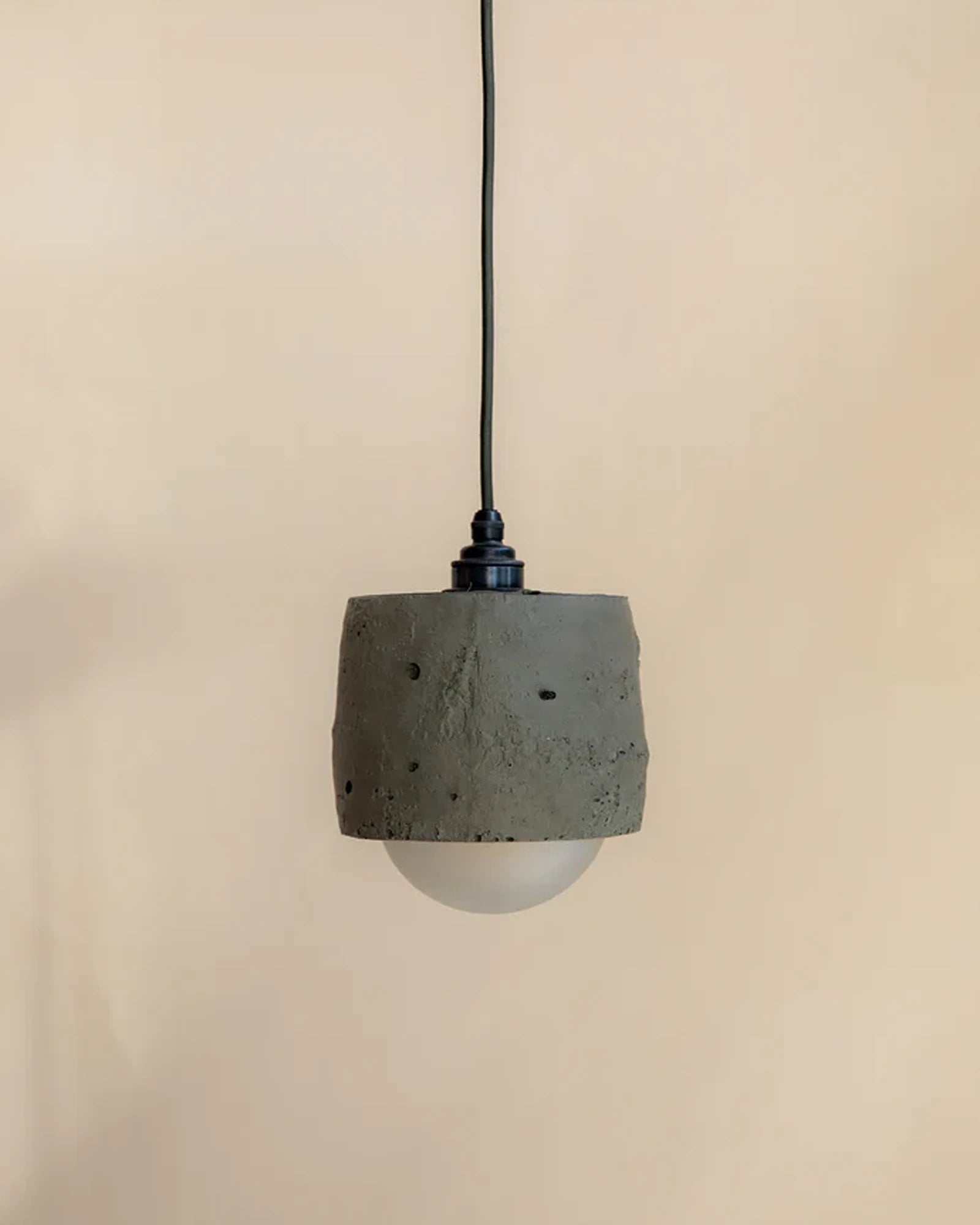 Myrtle Pendant Light