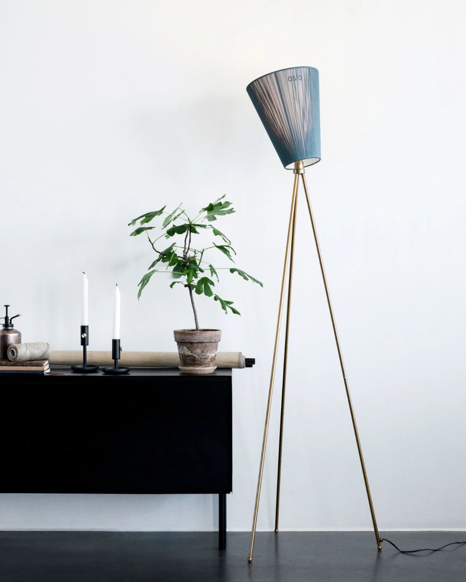 Oslo Floor Lamp