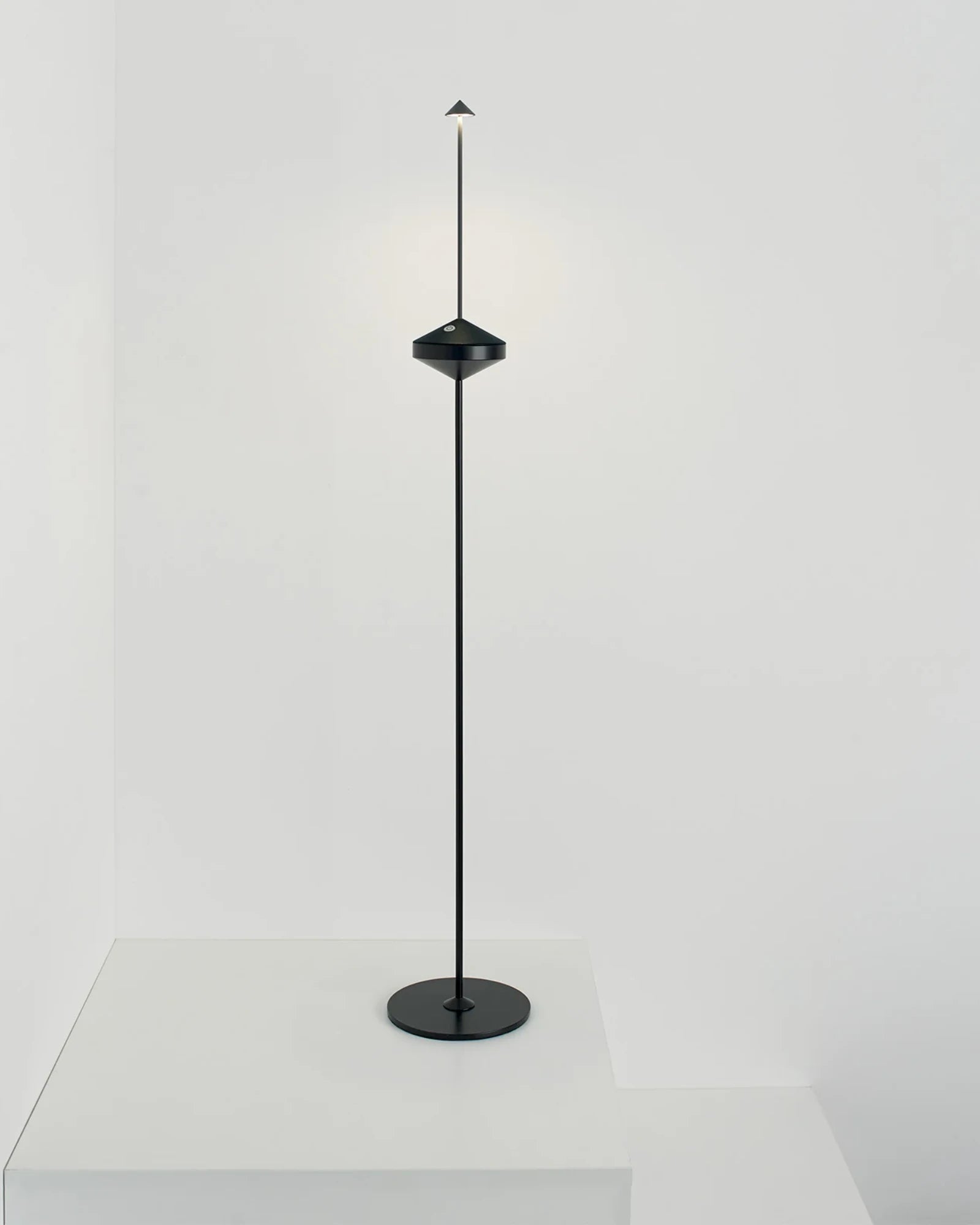 Pina Floor Lamp