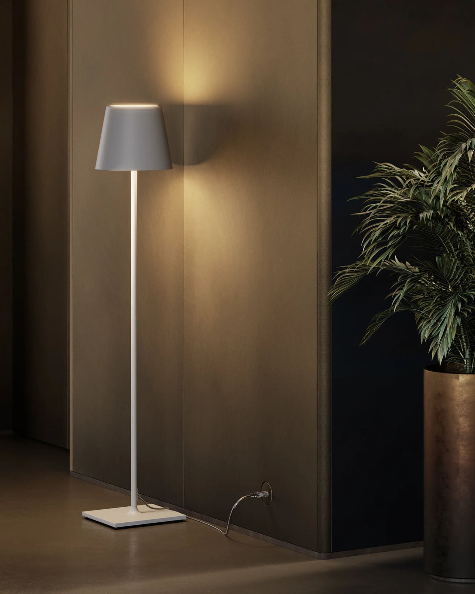 Poldina 230V Floor Lamp