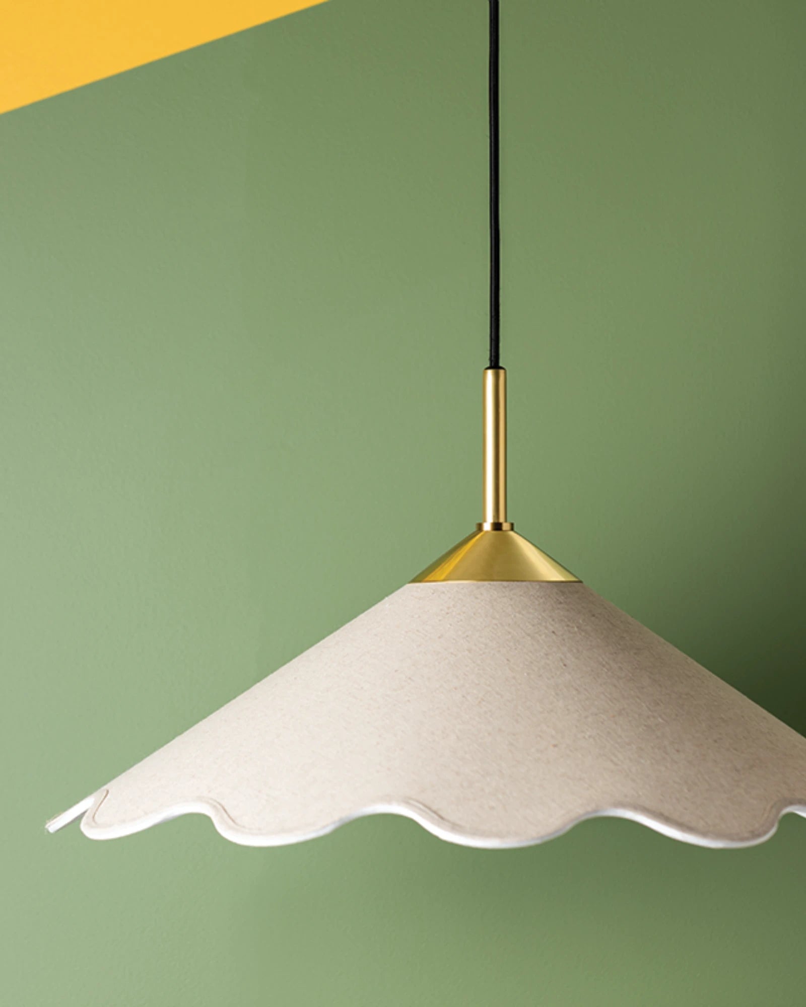 Sodsai Pendant Light