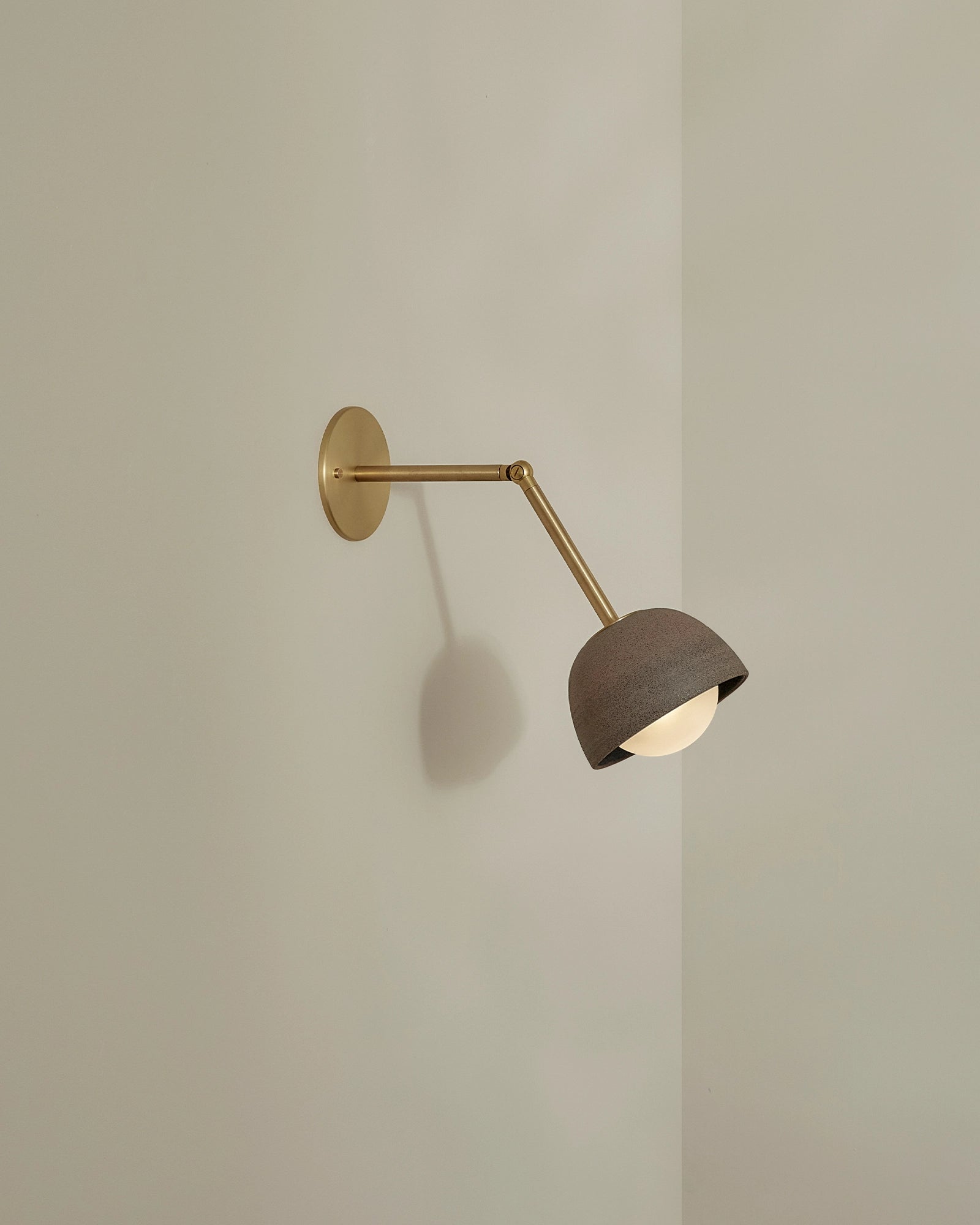 Long arm deals wall sconce