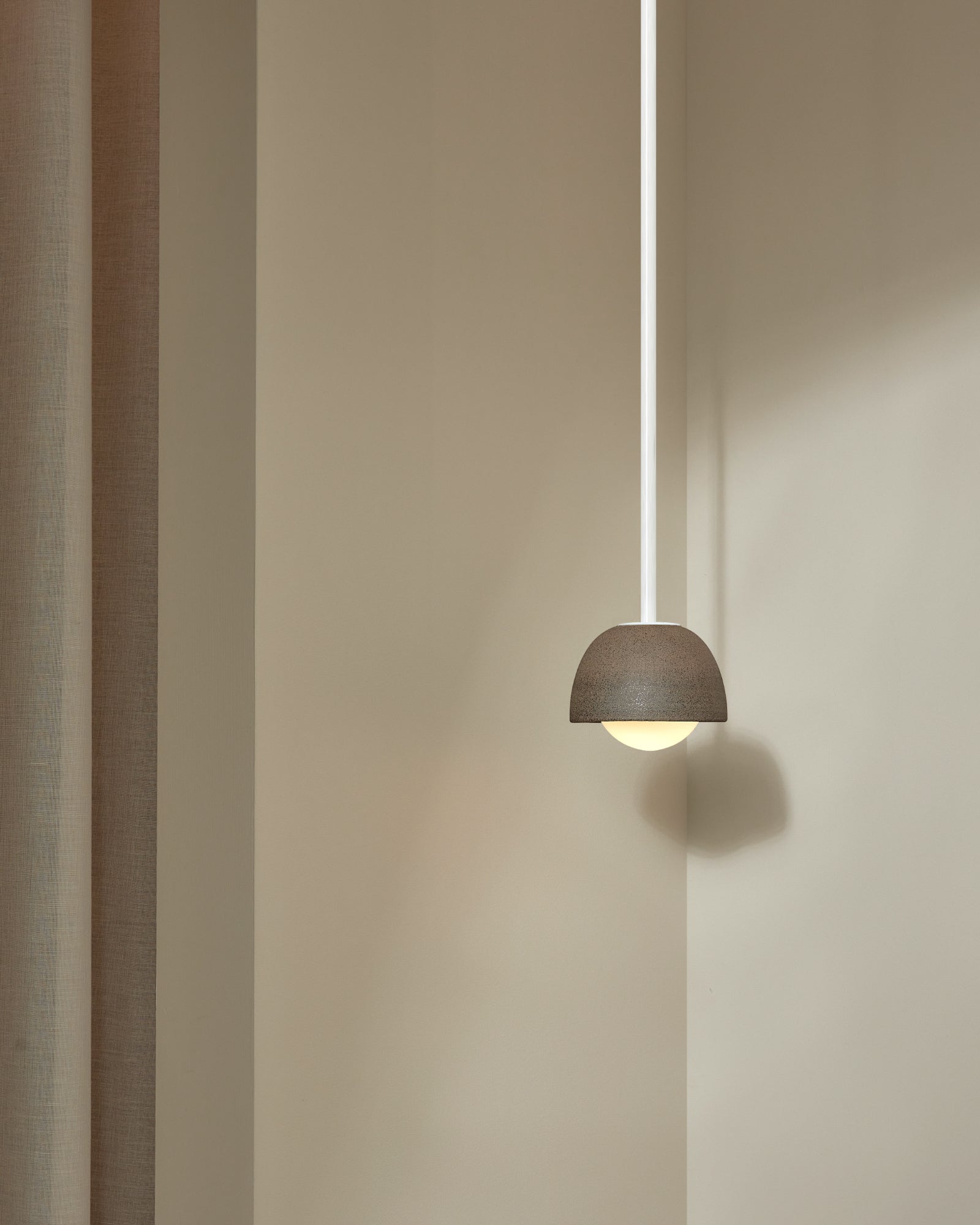 Terra 0 Rod Pendant Light