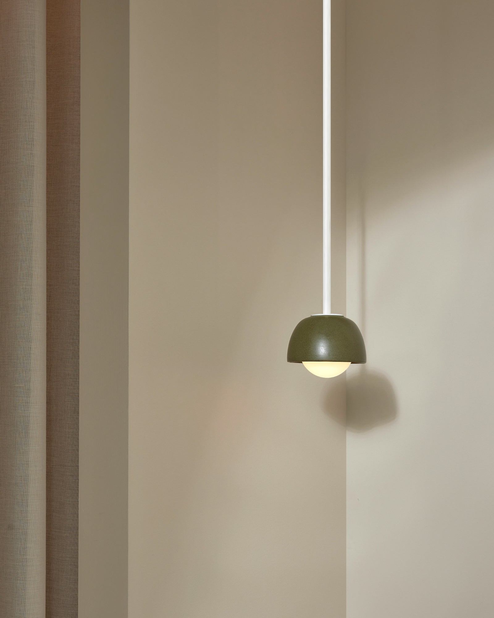 Terra 0 Rod Pendant Light