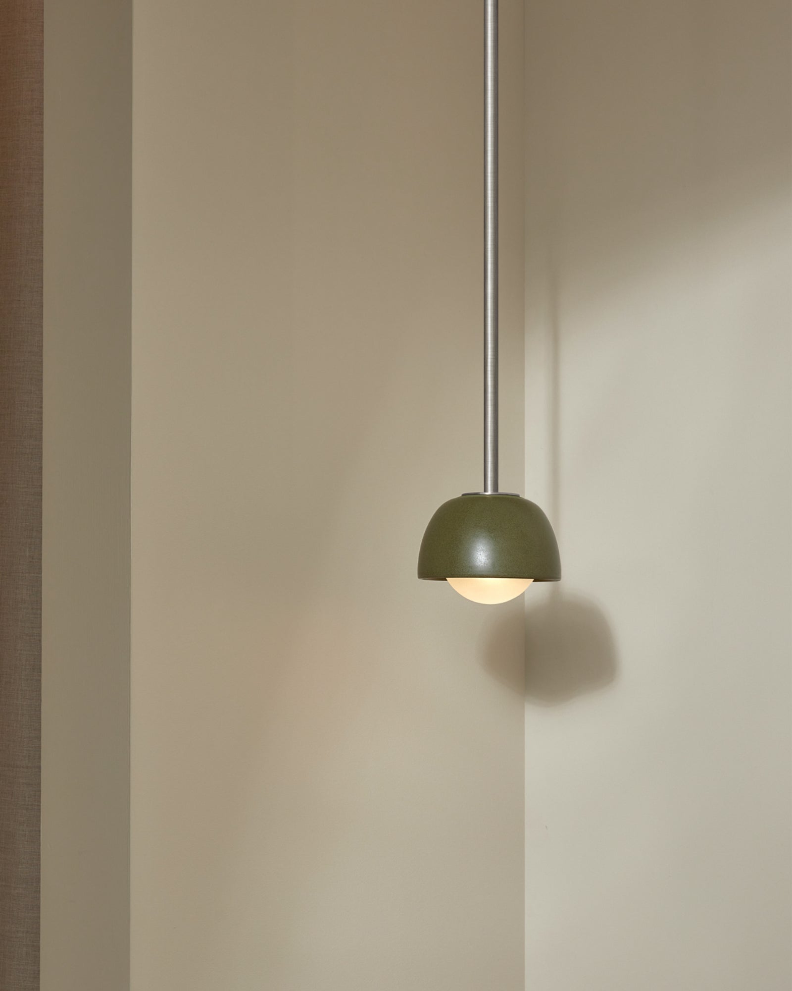 Terra 0 Rod Pendant Light