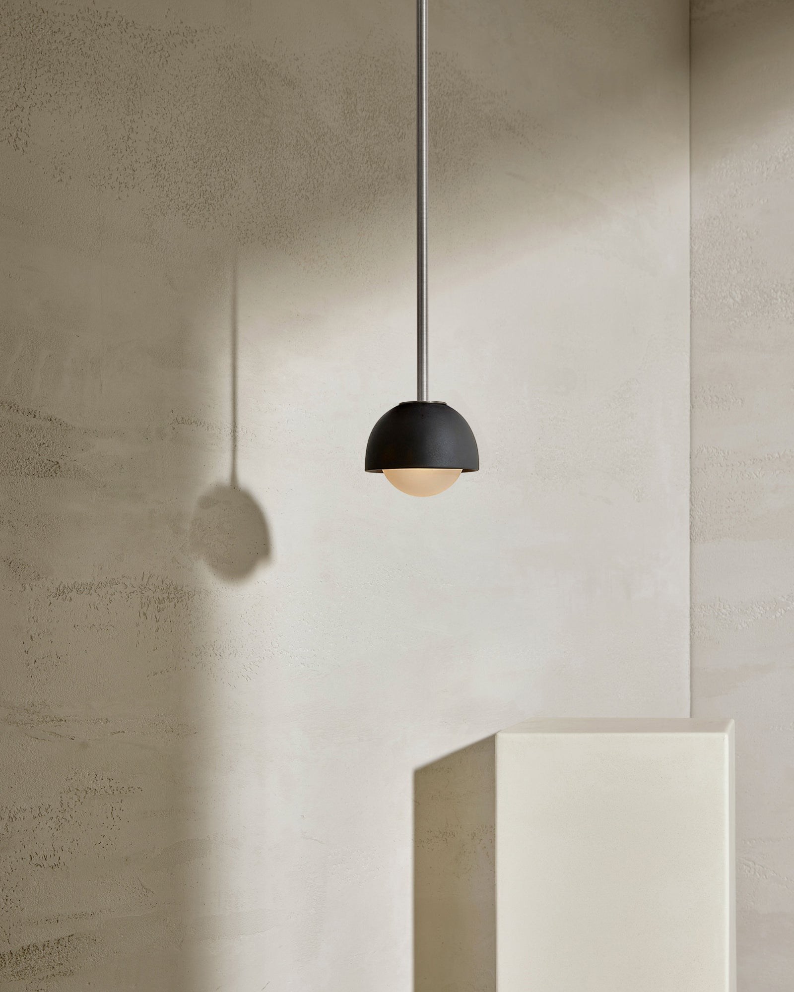 Terra 0 Rod Pendant Light