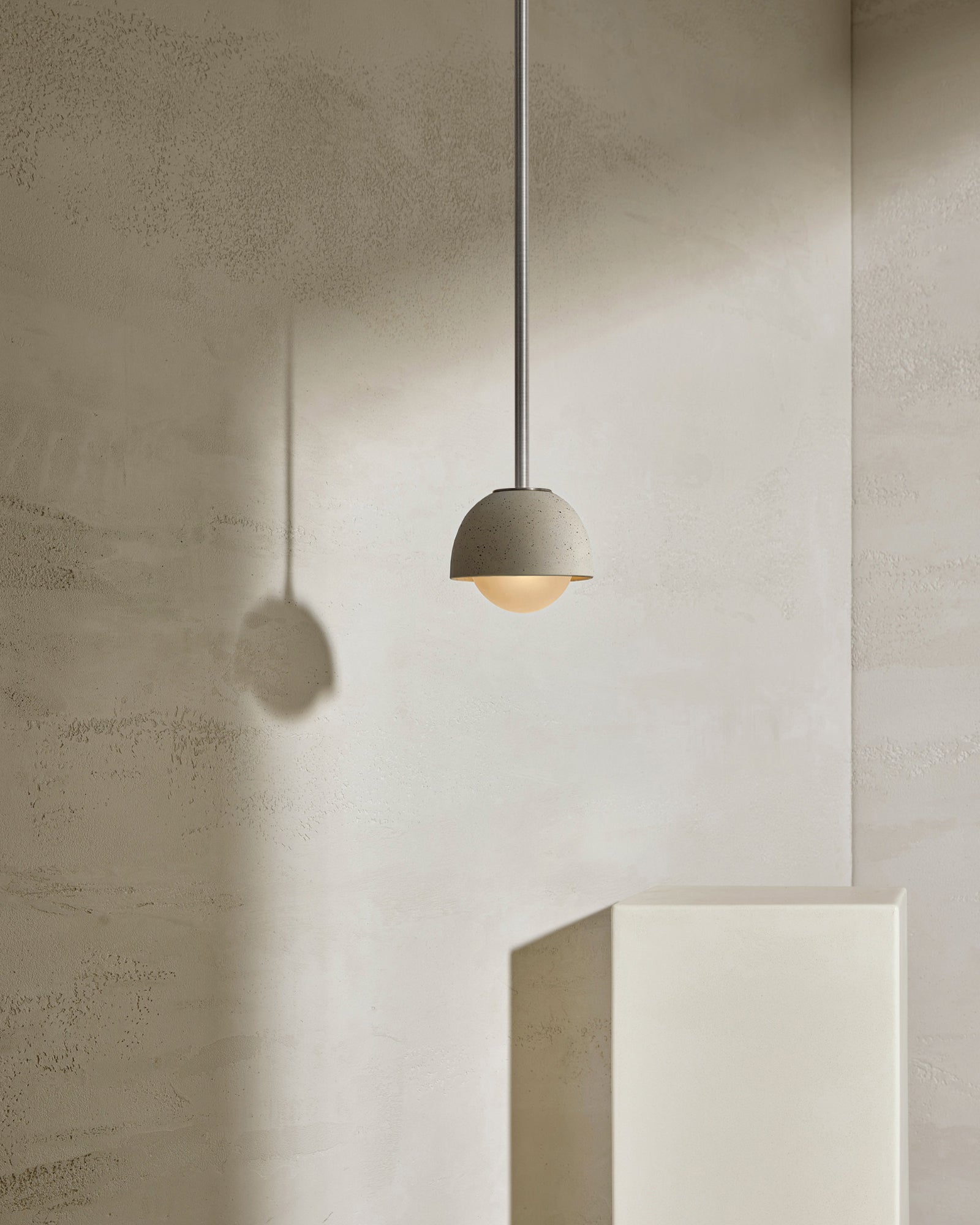 Terra 0 Rod Pendant Light