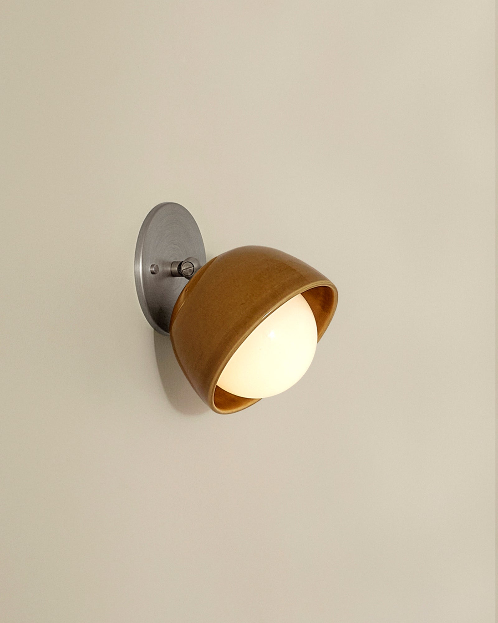 Terra 0 Wall Light