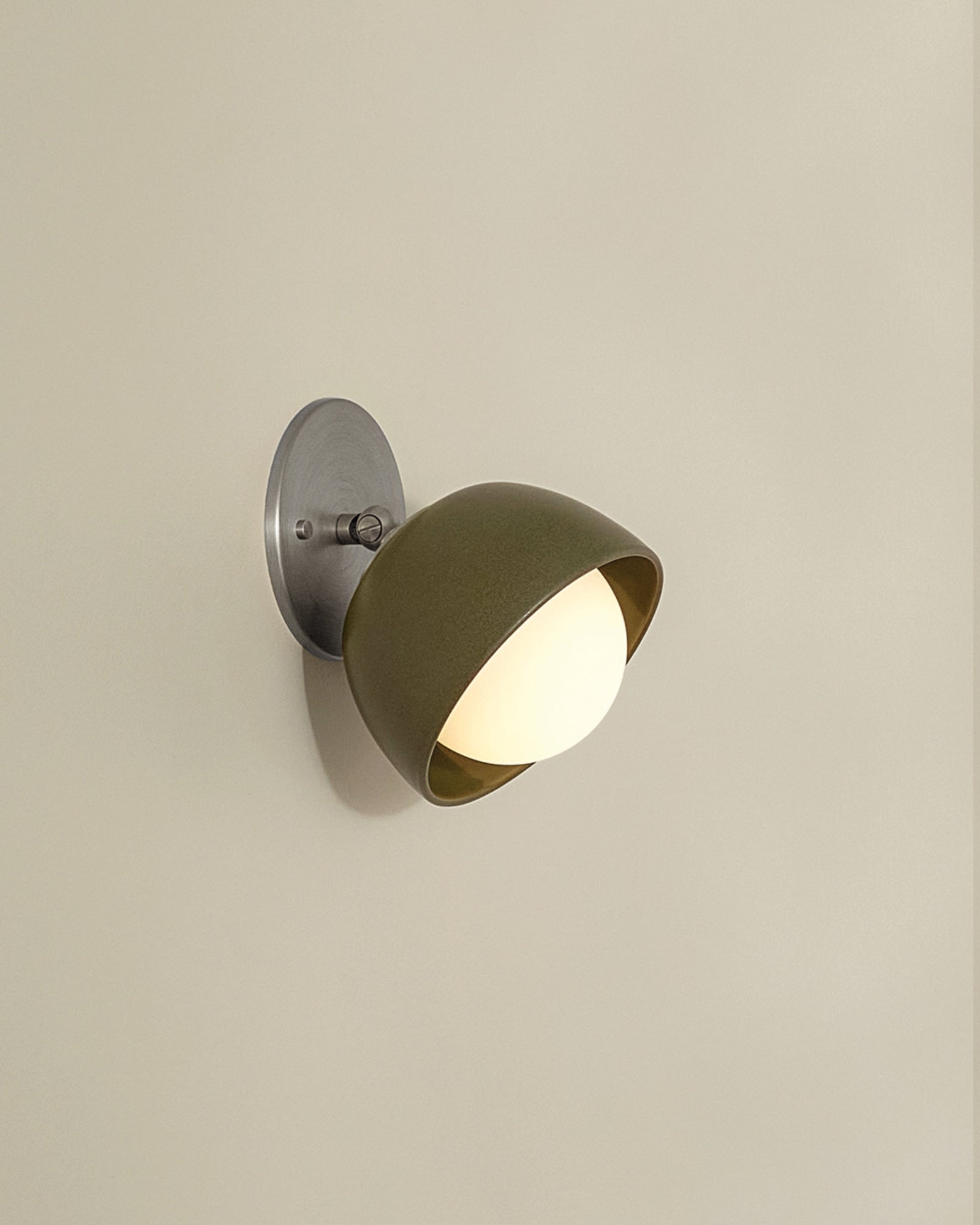 Terra 0 Wall Light