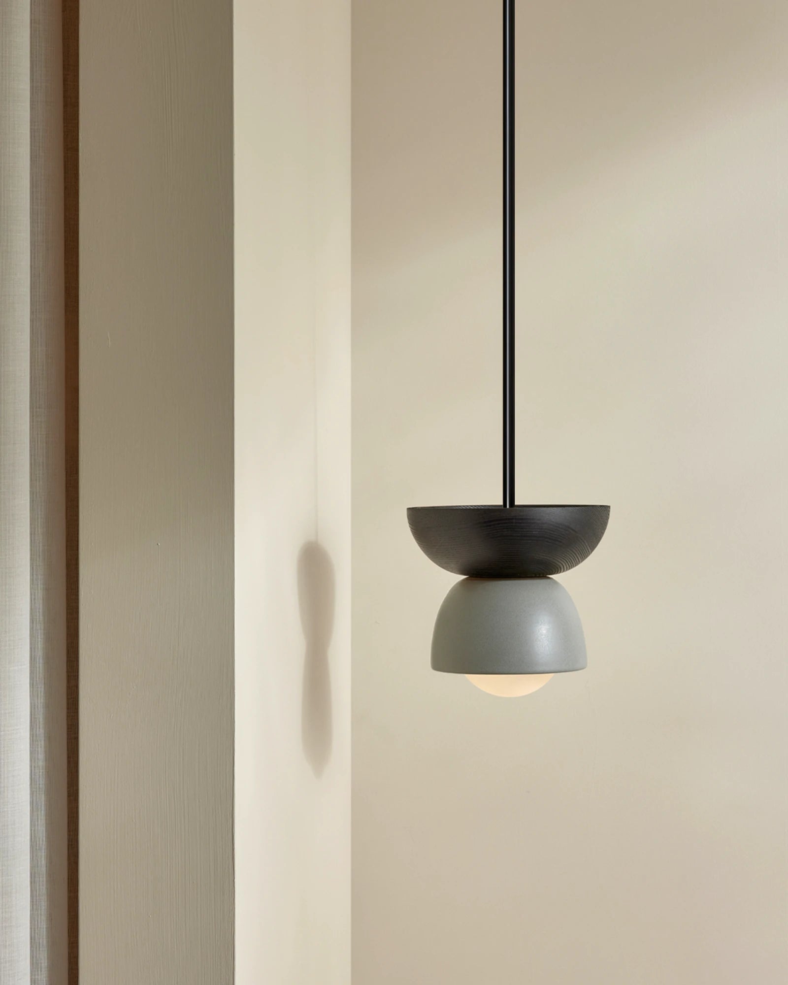 Terra 00 Rod Pendant Light