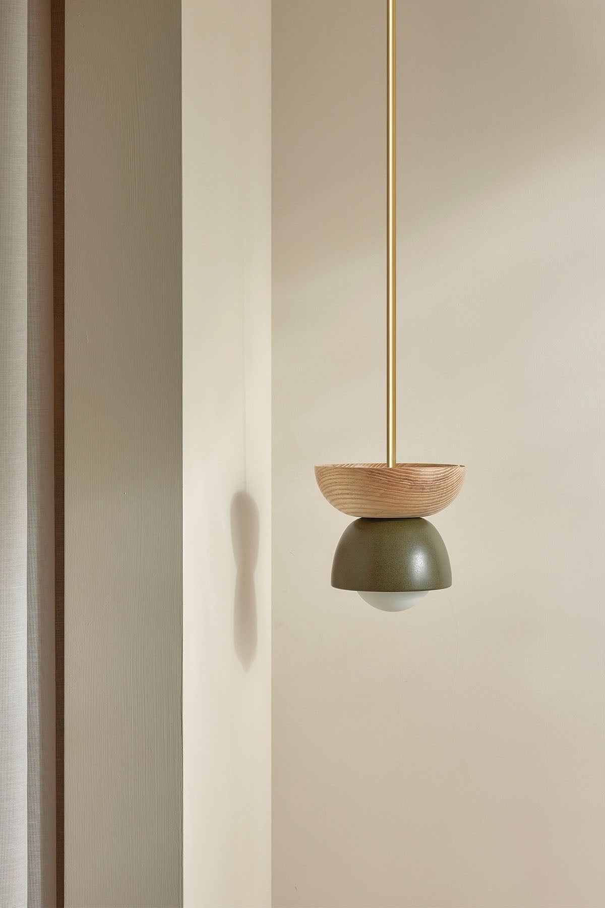 Terra 00 Rod Pendant Light