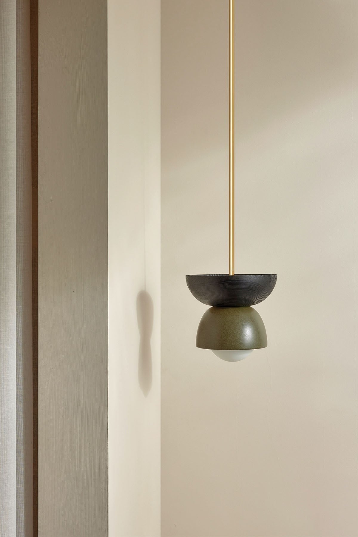 Terra 00 Rod Pendant Light