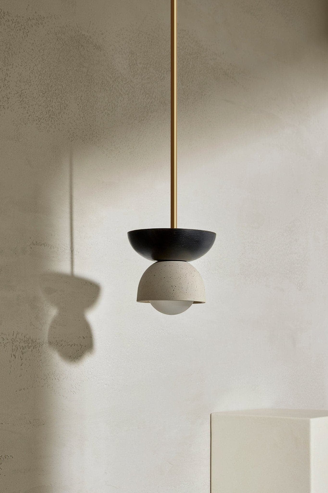 Terra 00 Rod Pendant Light