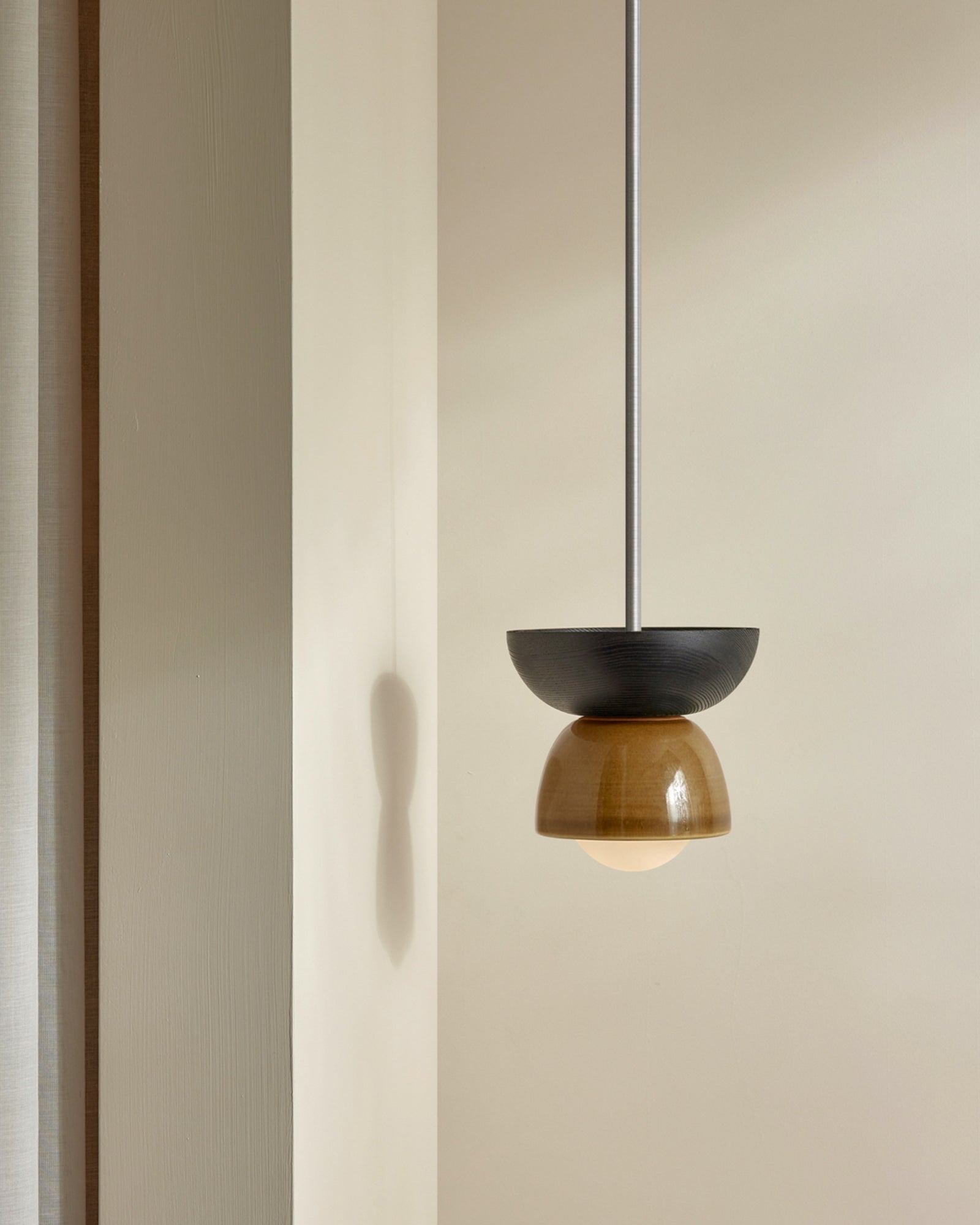 Terra 00 Rod Pendant Light