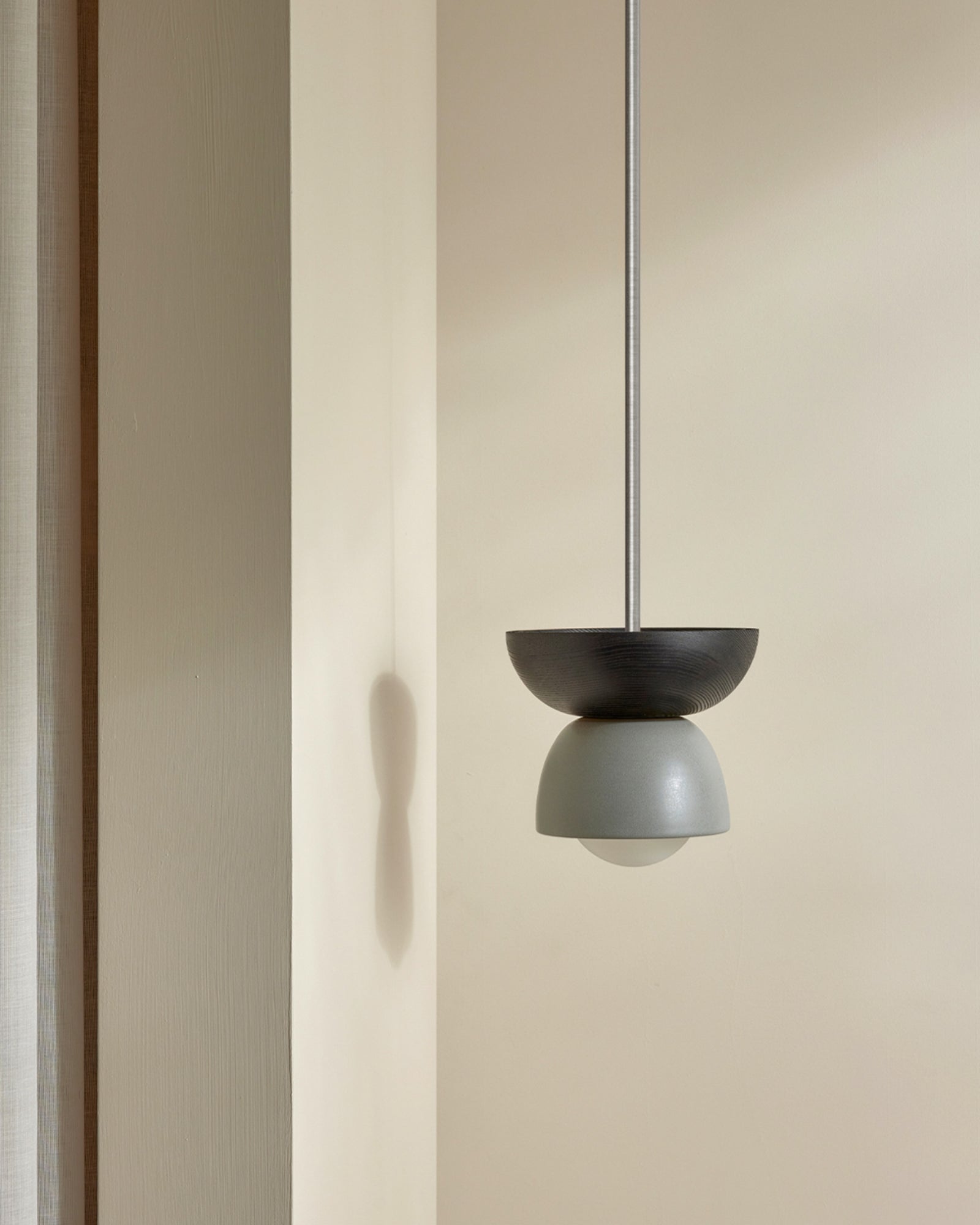 Terra 00 Rod Pendant Light