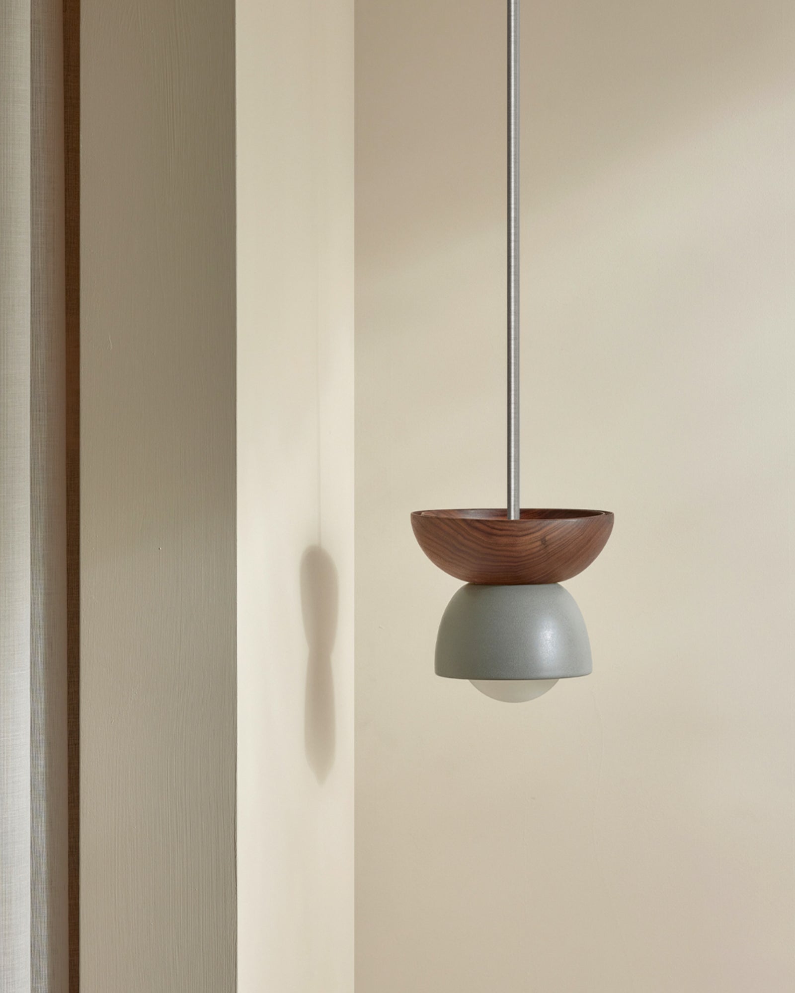 Terra 00 Rod Pendant Light