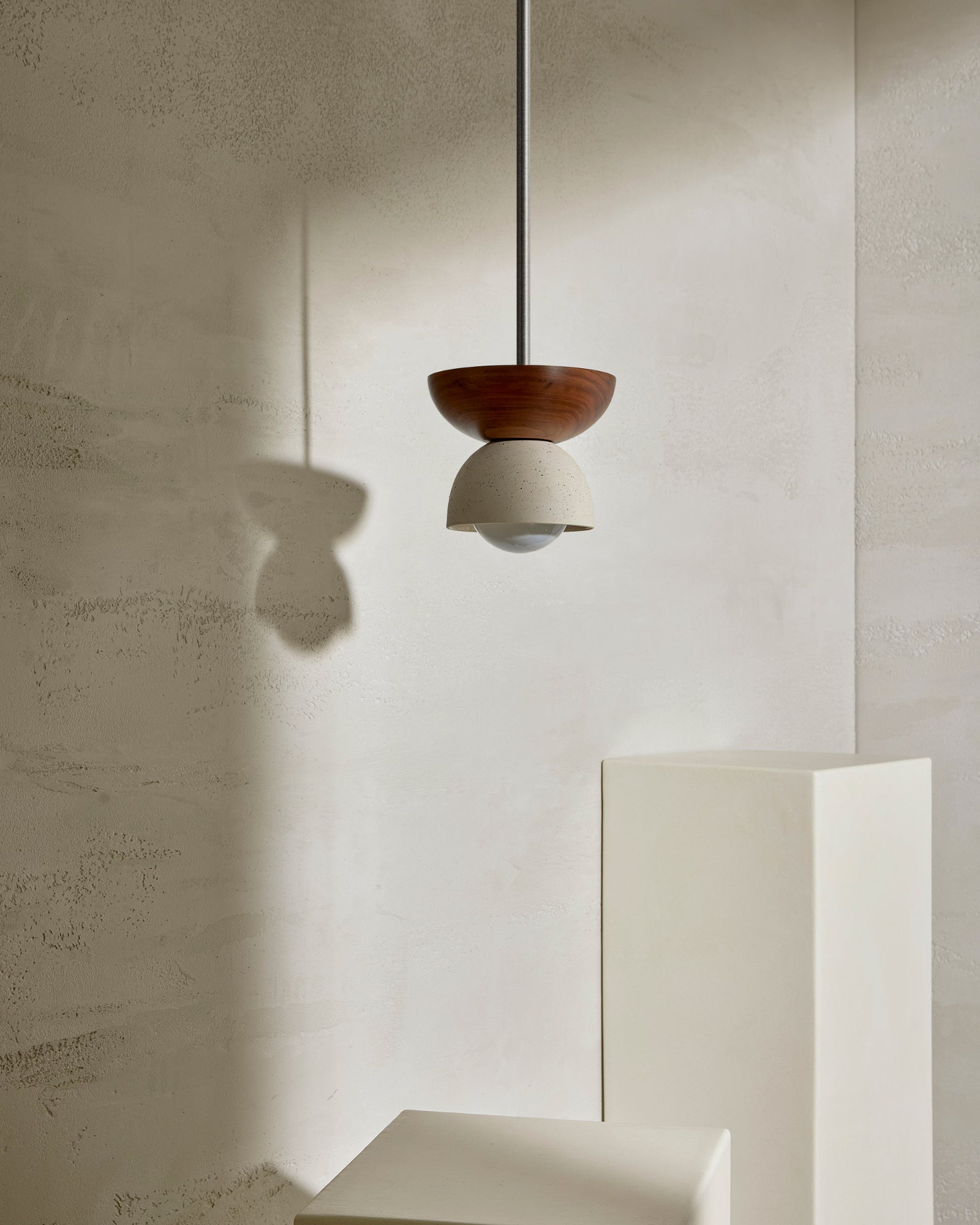 Terra 00 Rod Pendant Light