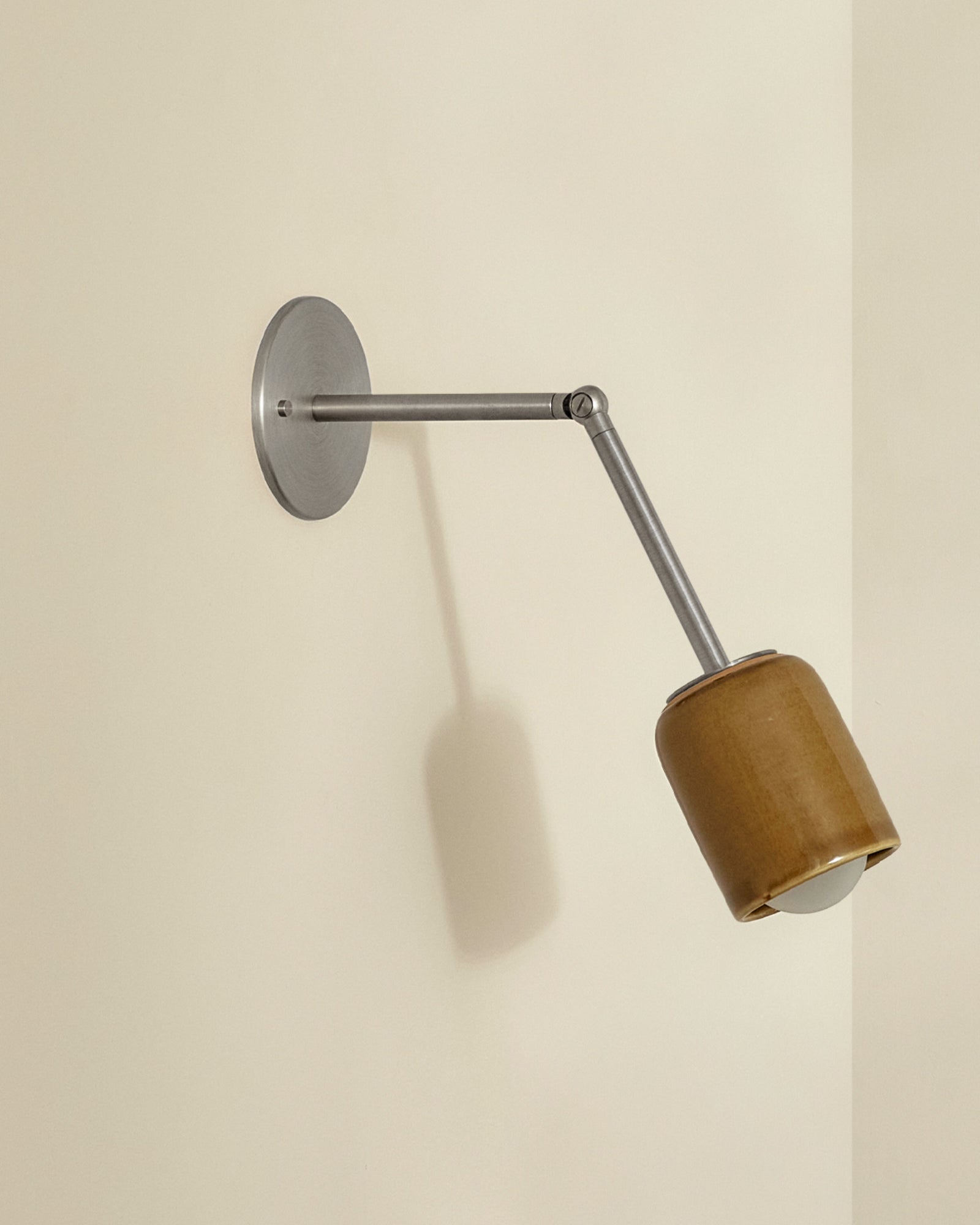 Terra 1 Long Arm Wall Light