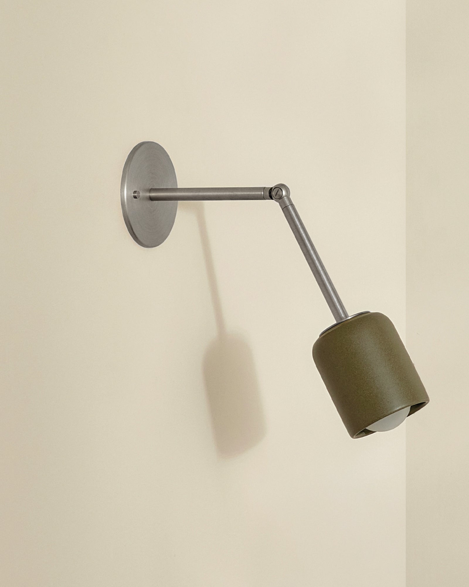 Terra 1 Long Arm Wall Light