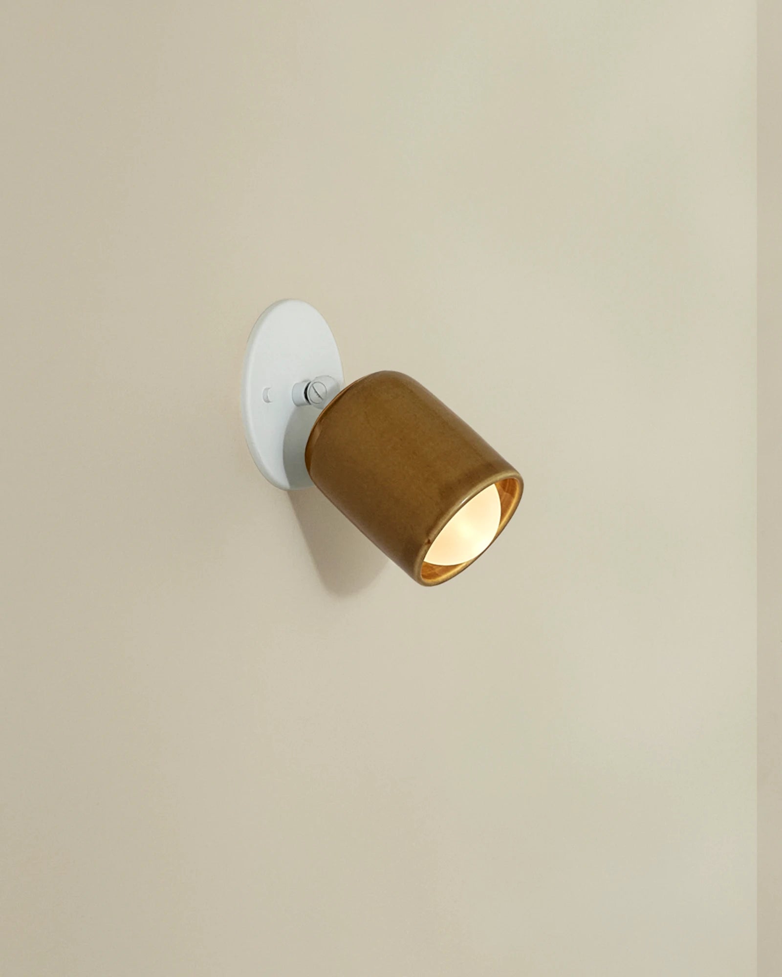 Terra 1 Short Arm Wall Light