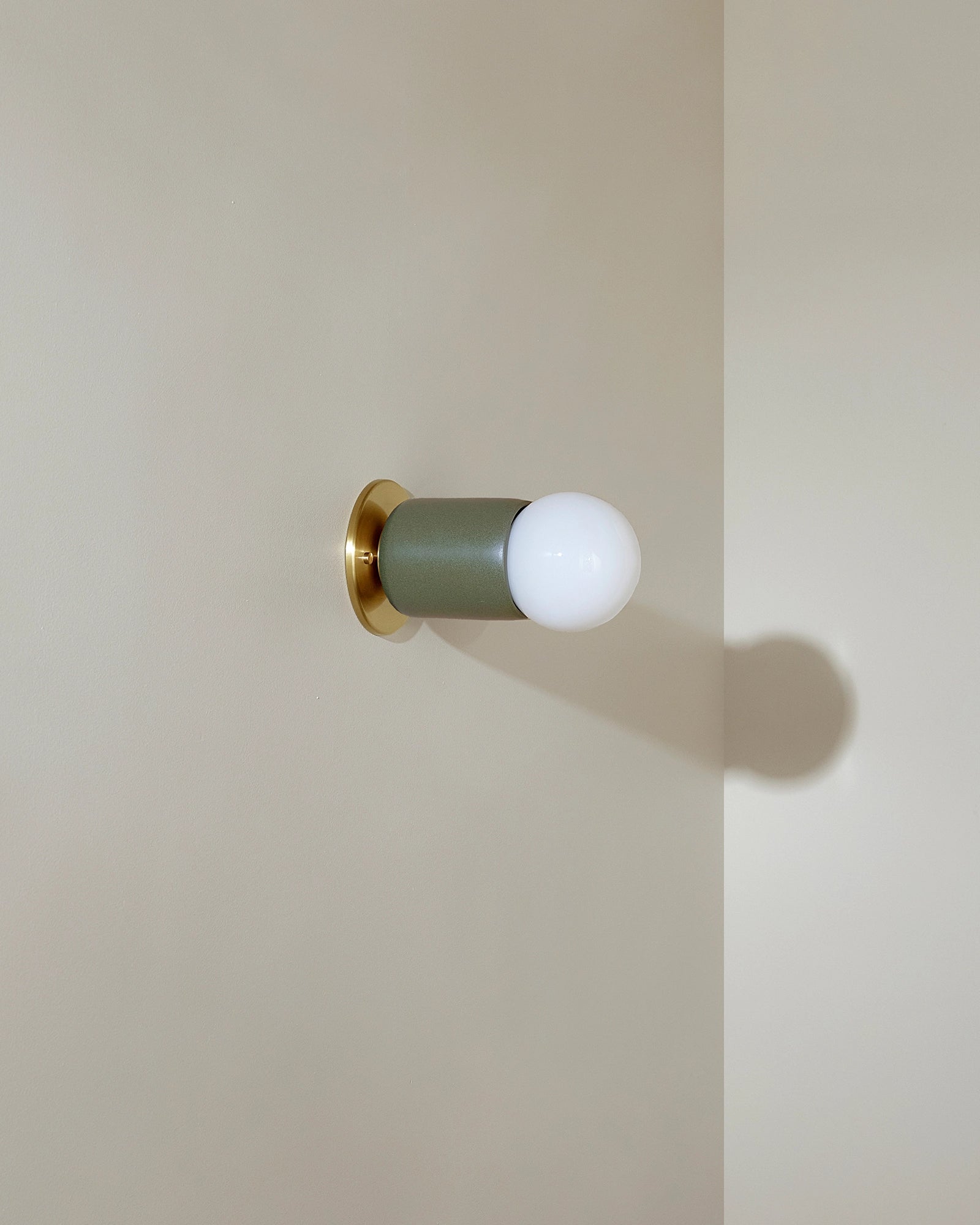 Terra 1 Wall Light