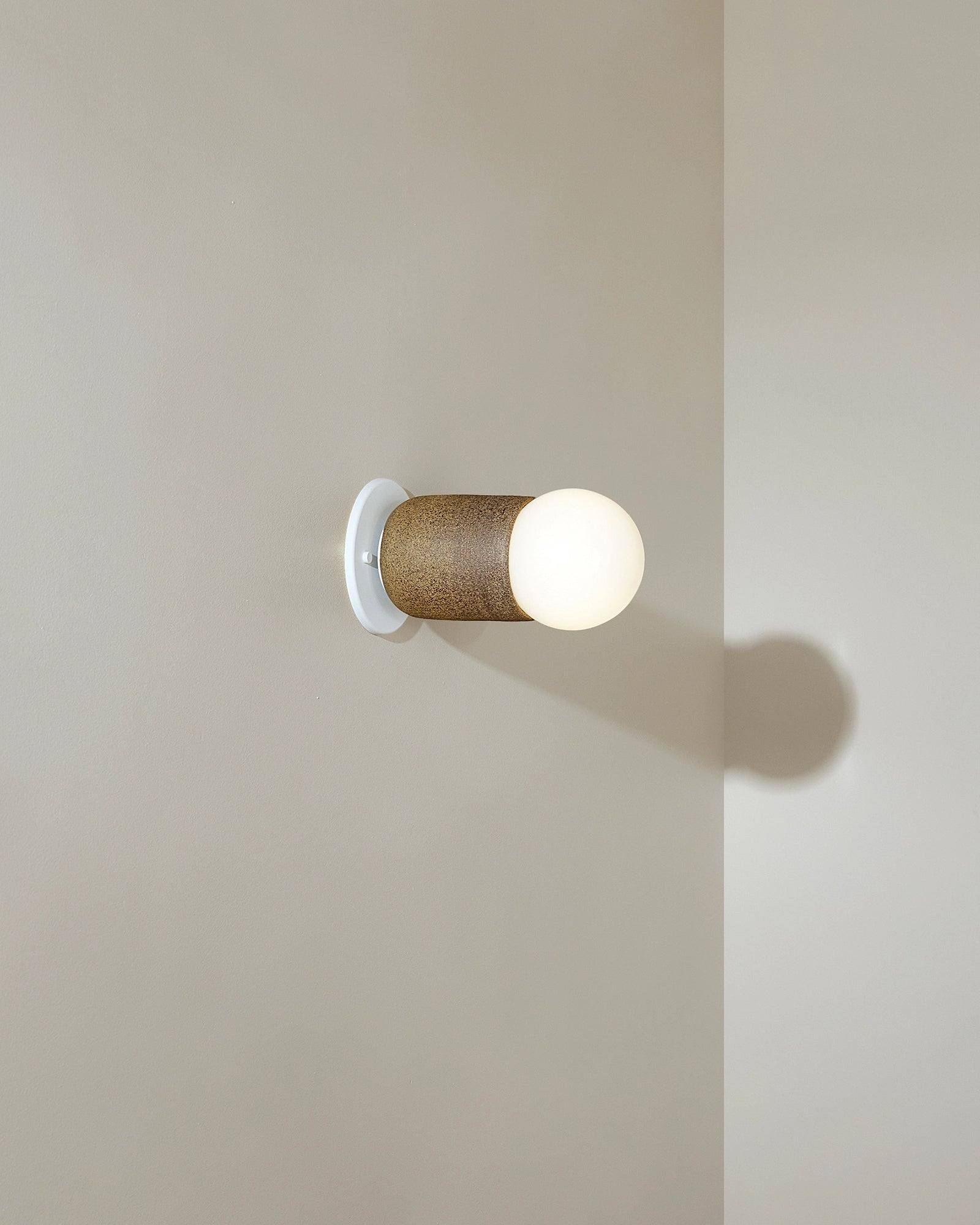 Terra 1 Wall Light