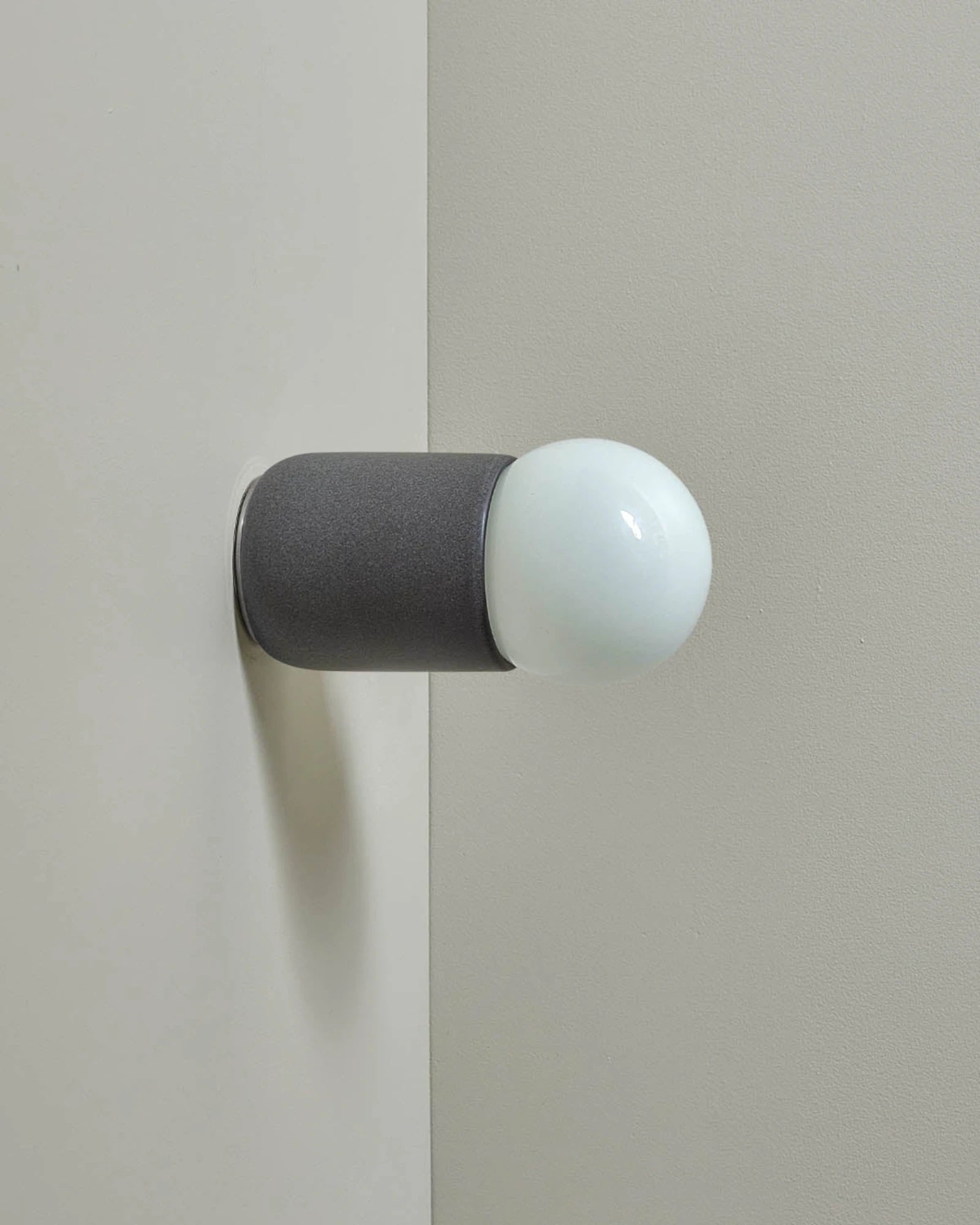 Terra 1 Wall Light