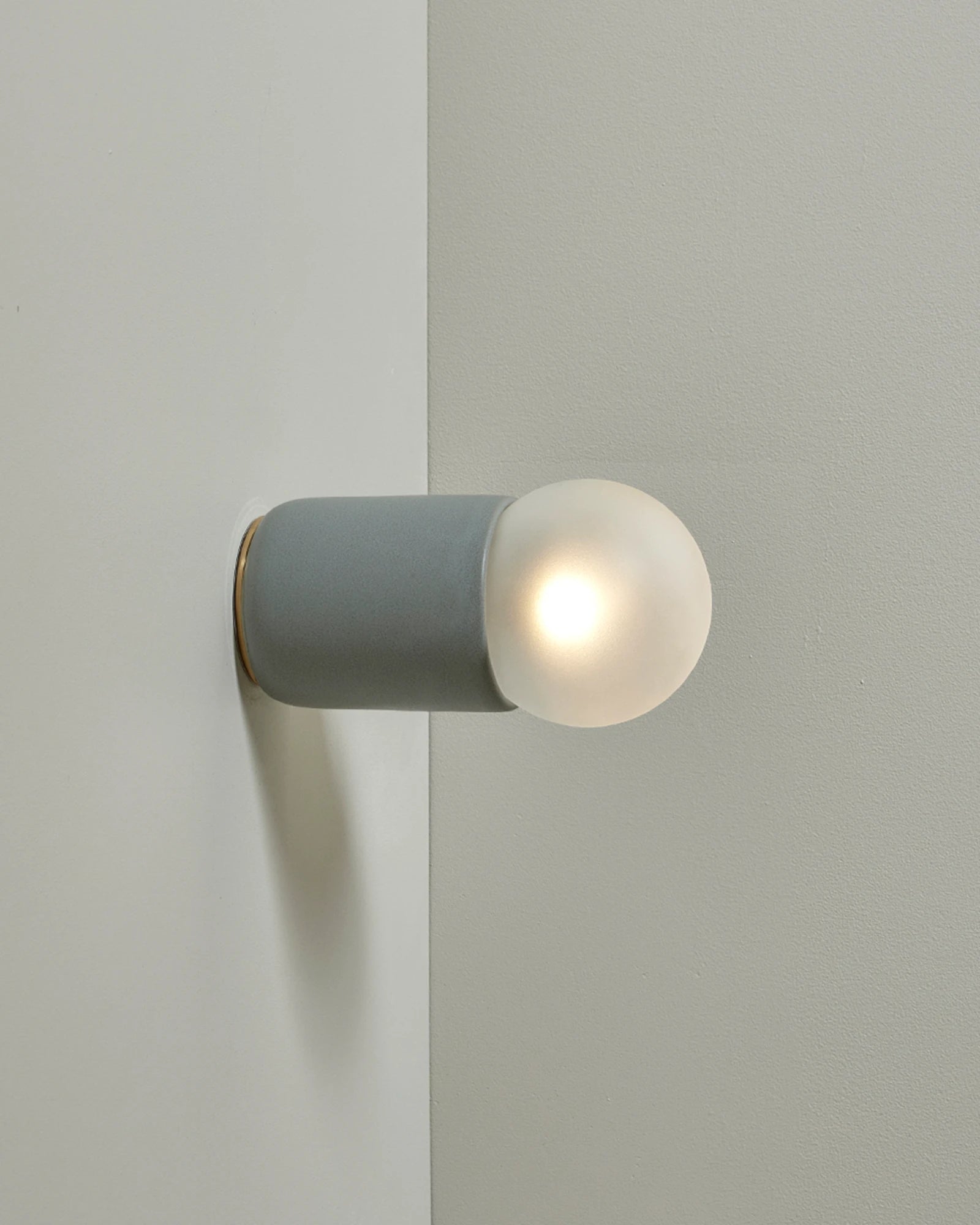 Terra 1 Wall Light