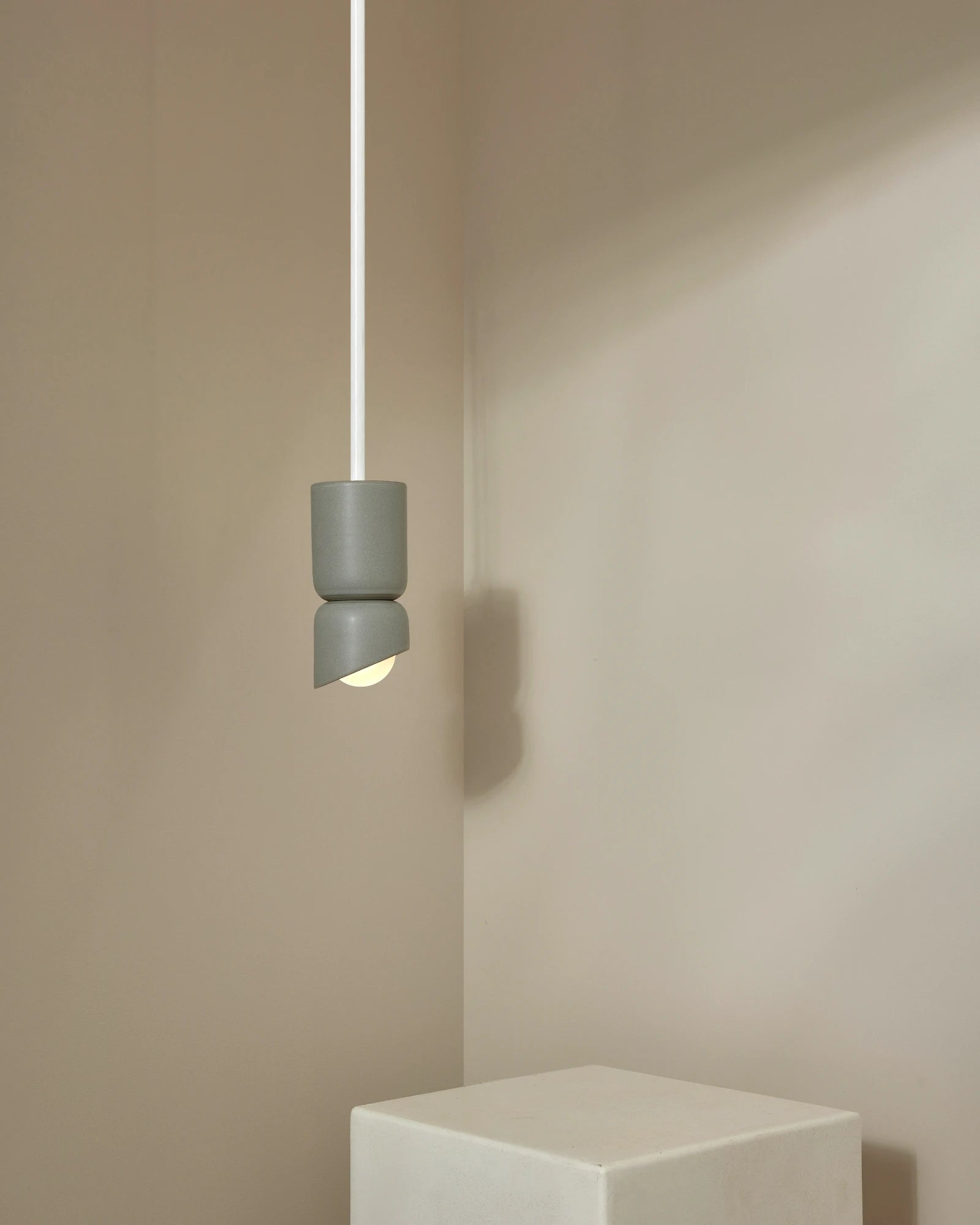 Terra 1.5 Pendant Light