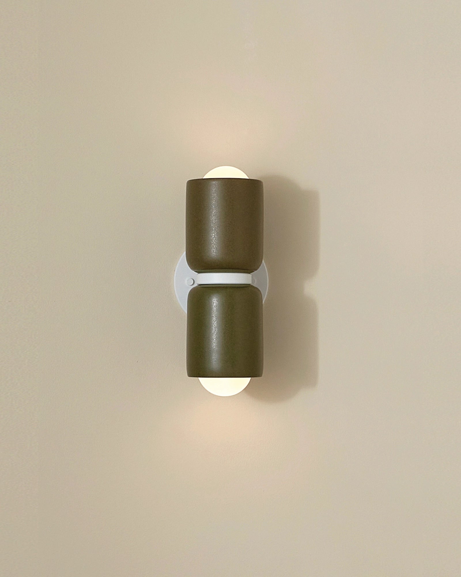 Terra 2 Wall Light