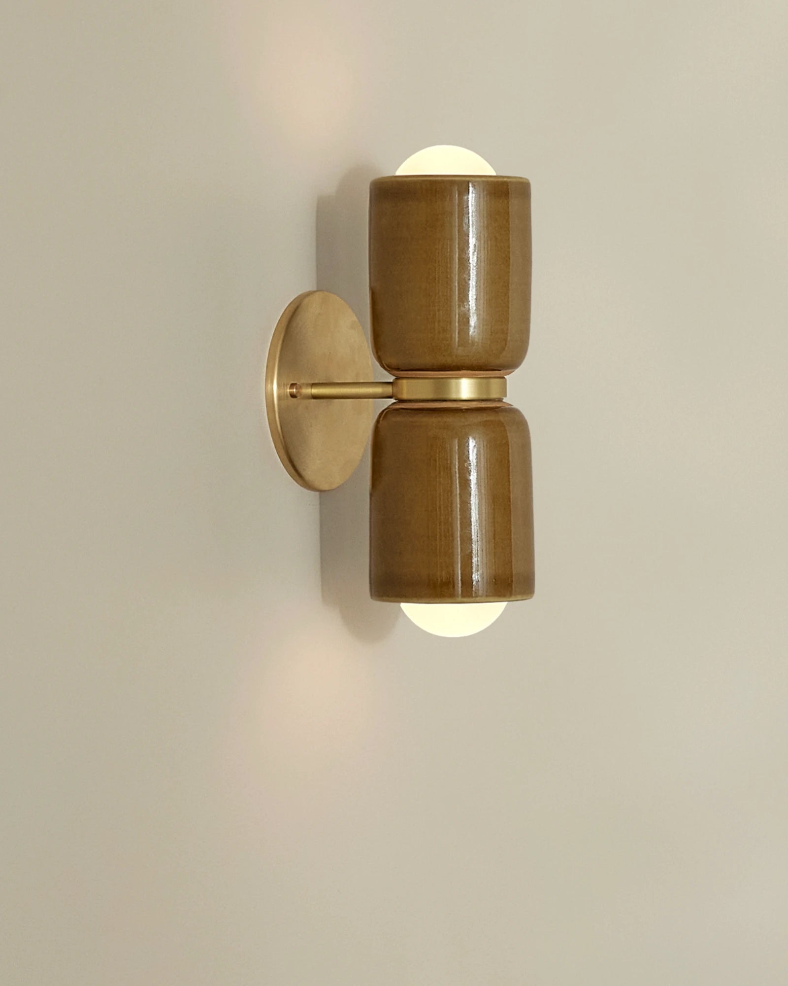 Terra 2 Wall Light