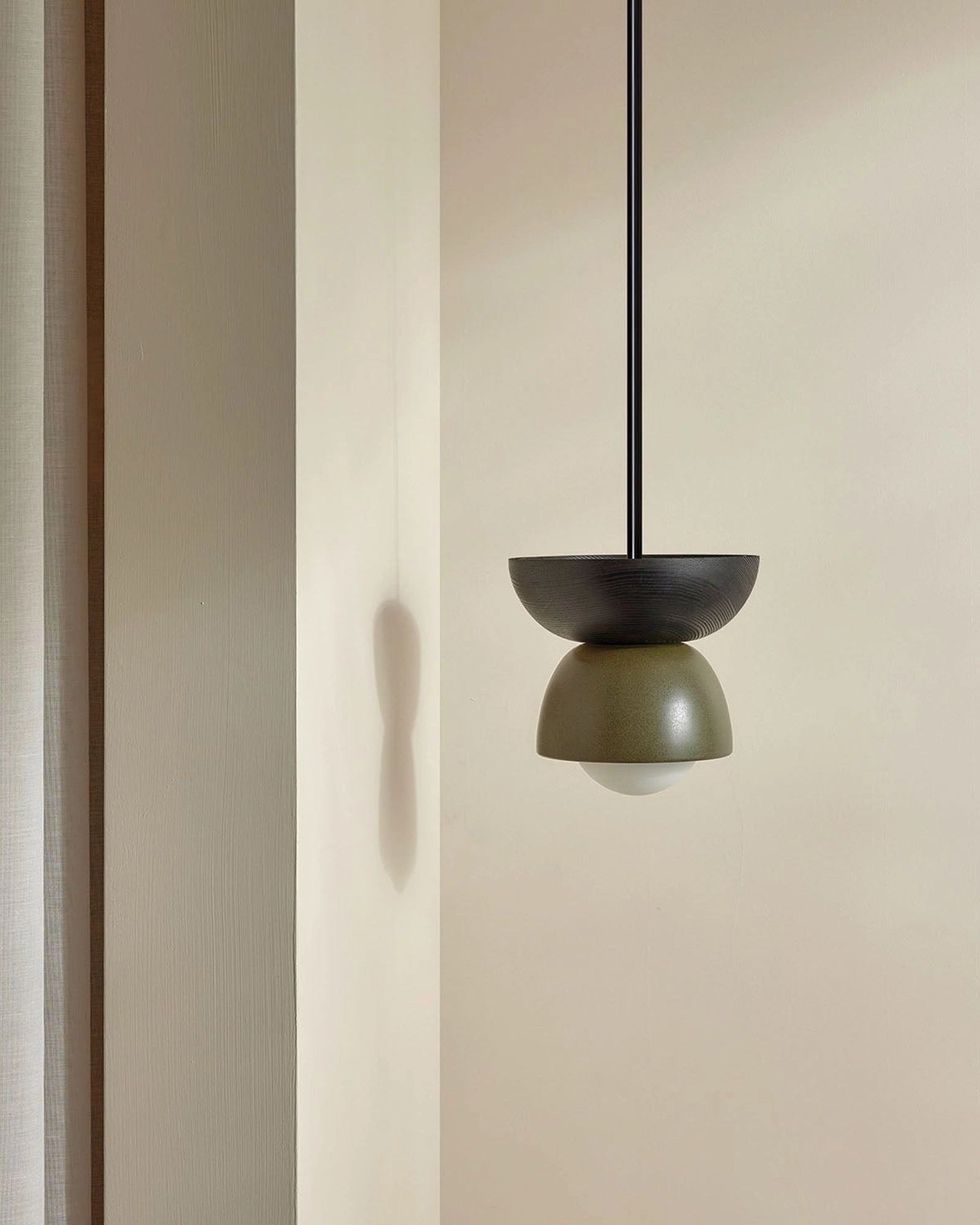 Terra 00 Rod Pendant Light