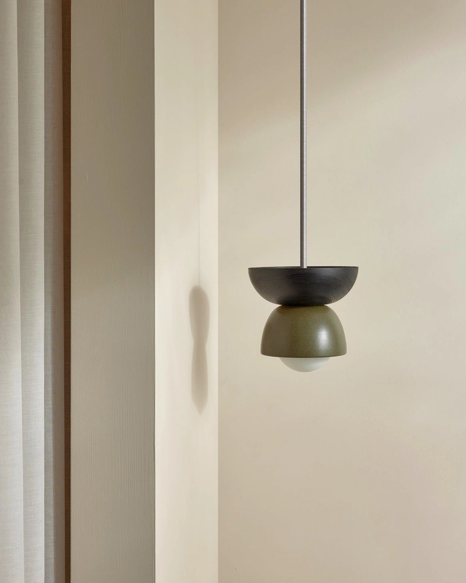 Terra 00 Rod Pendant Light