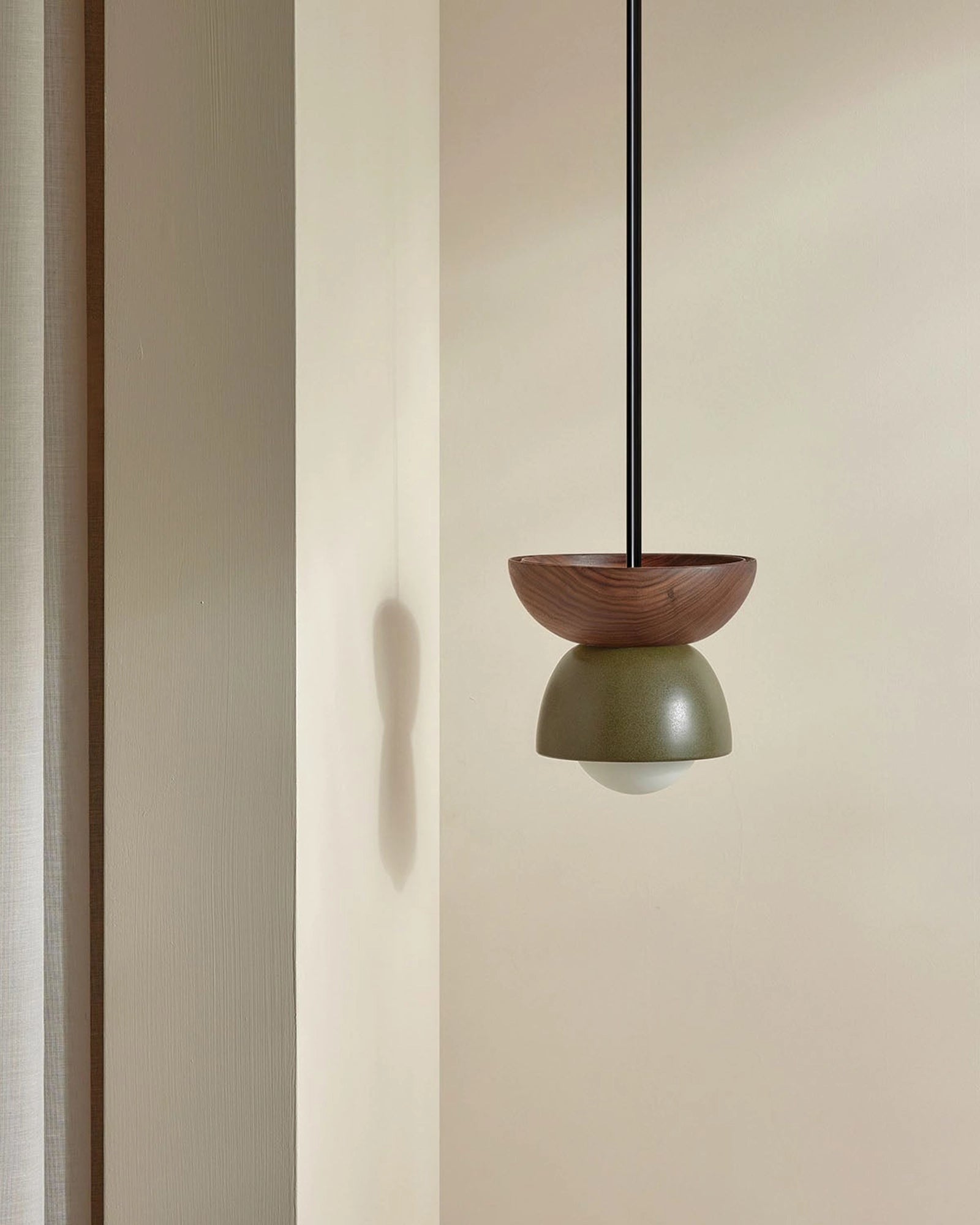 Terra 00 Rod Pendant Light