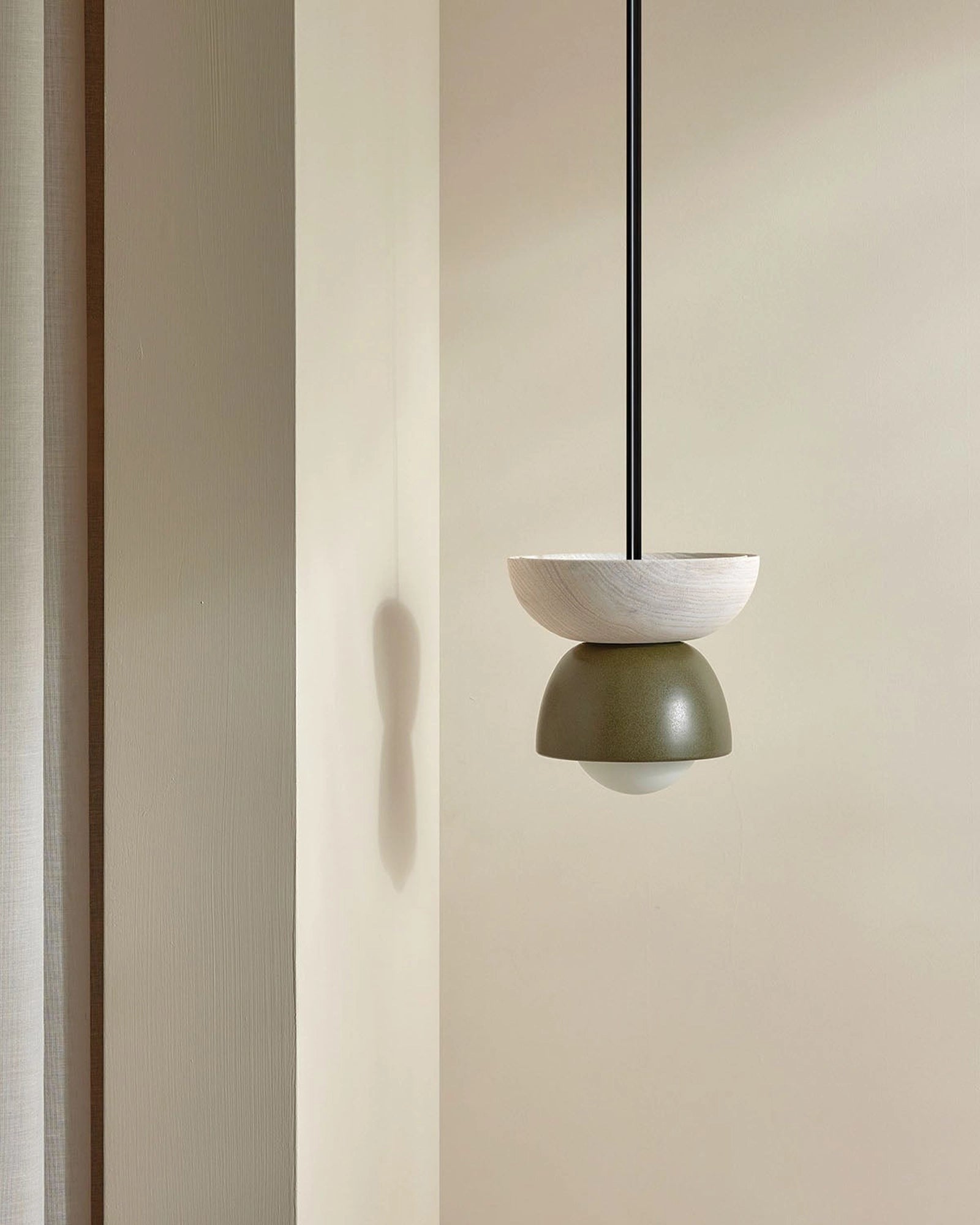 Terra 00 Rod Pendant Light