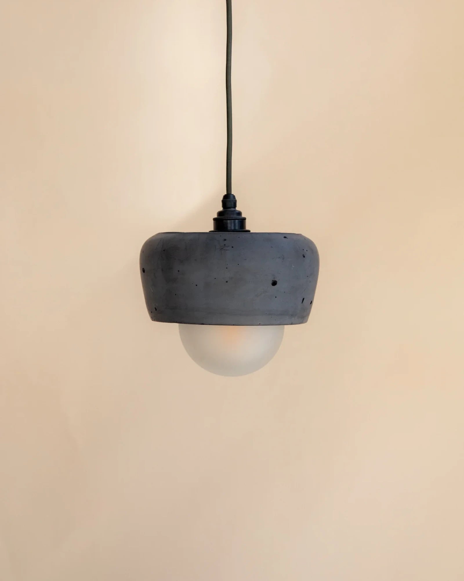 Wirru Pendant Light