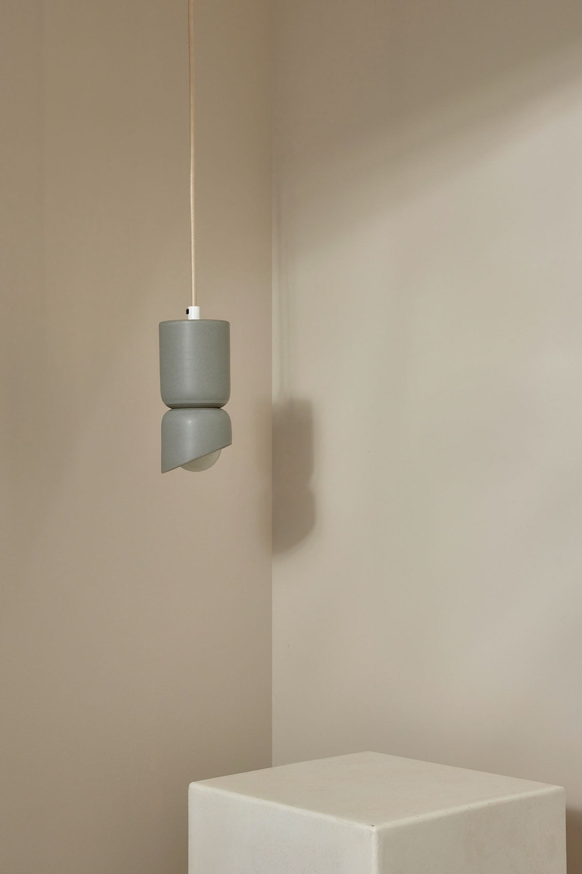 Terra 1.5 Pendant Light