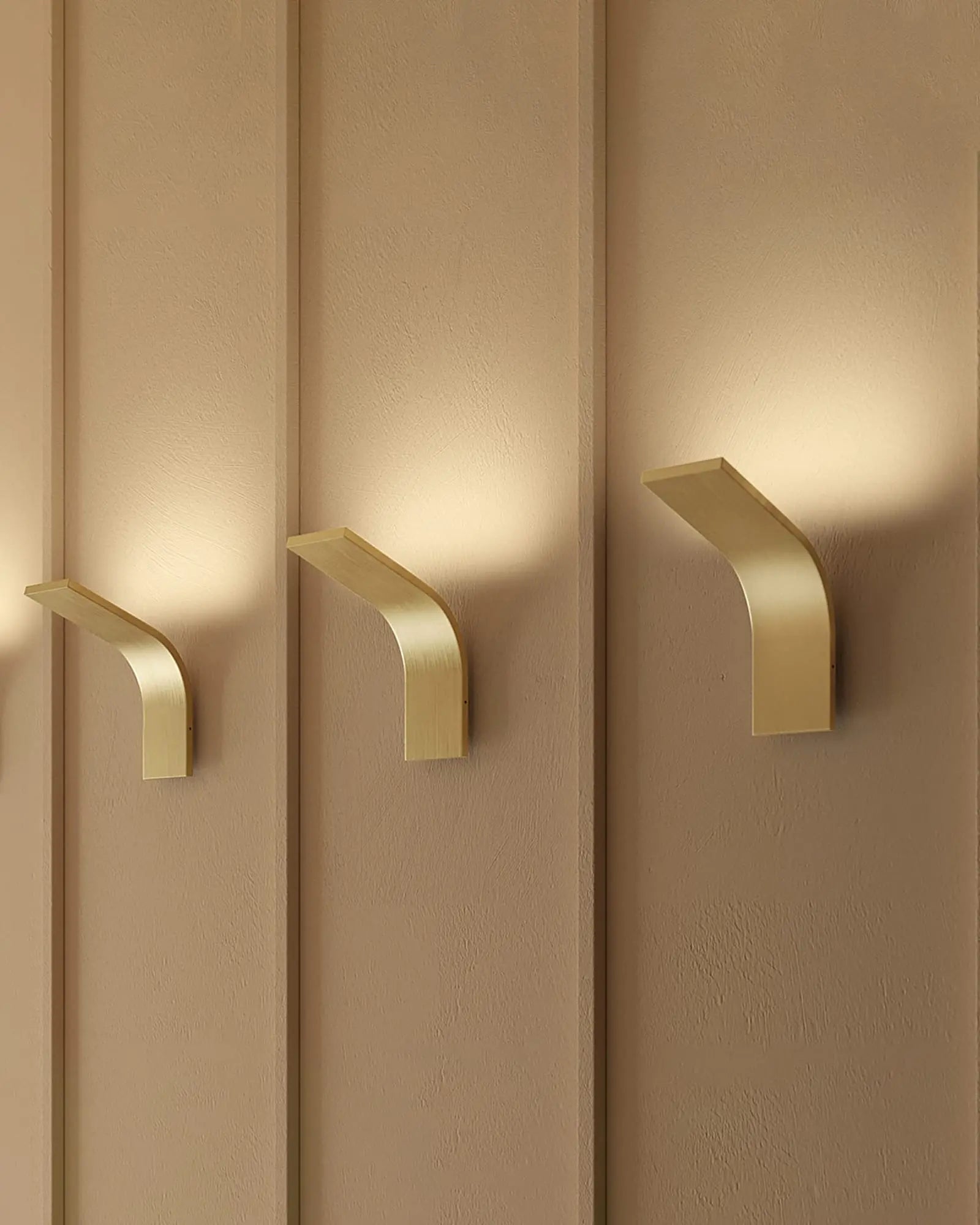 App wall light contemporary minimal in brass hallway