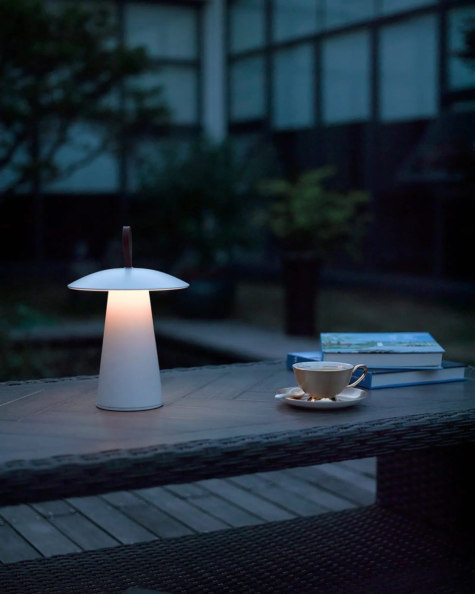 Ara to Go rechargeable portable outdoor table lamp in white
