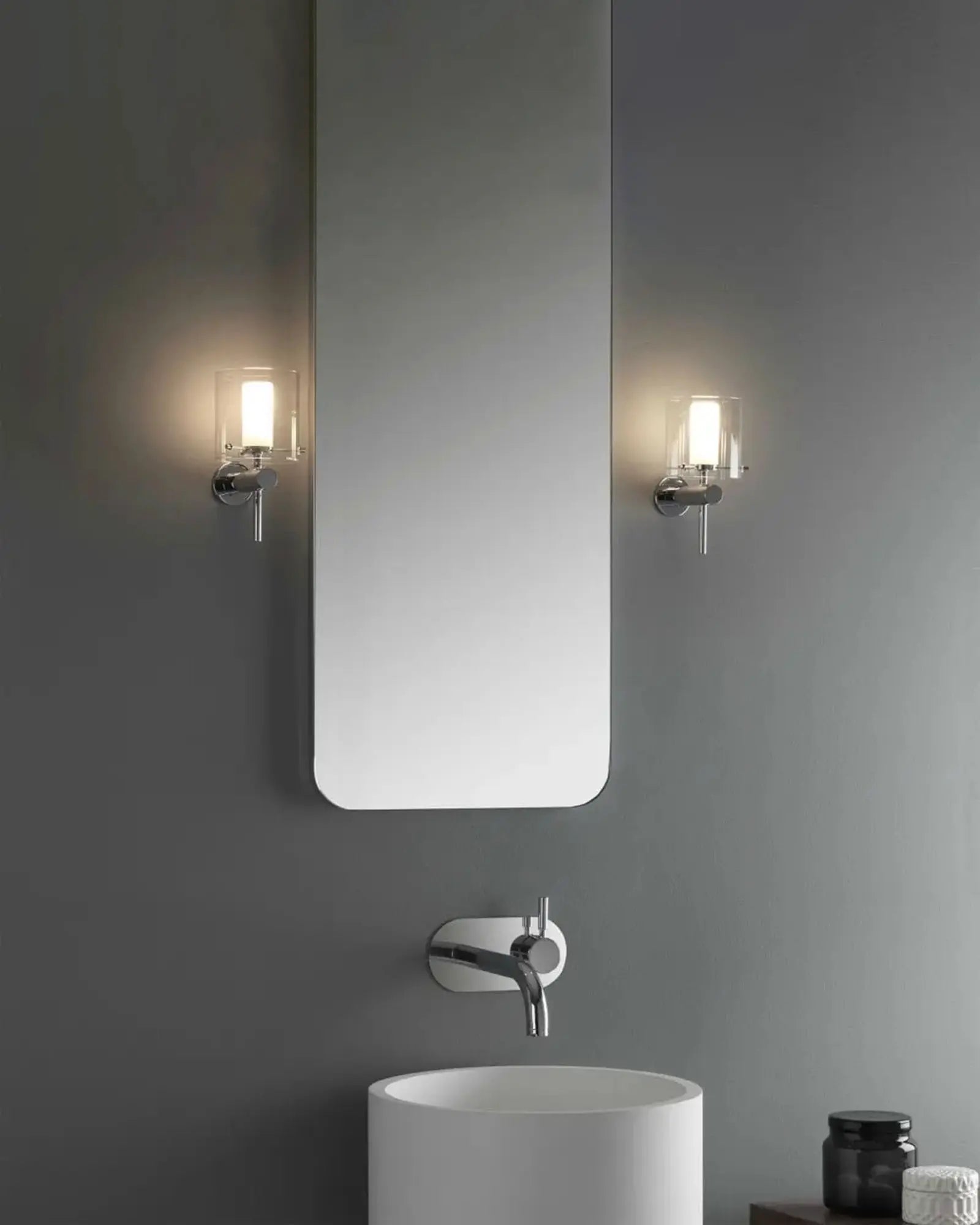 Arezzo Contemporary bathroom light in glass with diffuser mirror side
