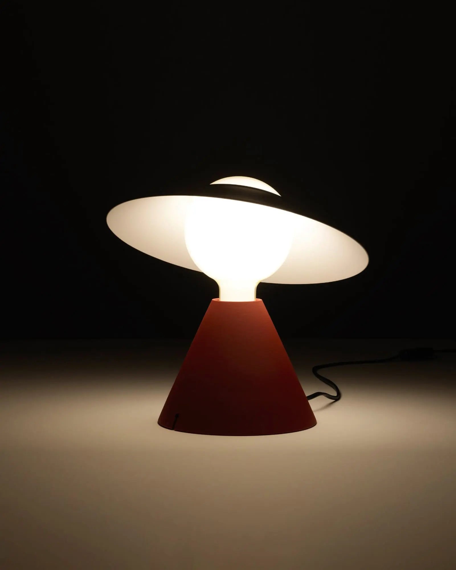 Fante Table lamp with adjustable shade
