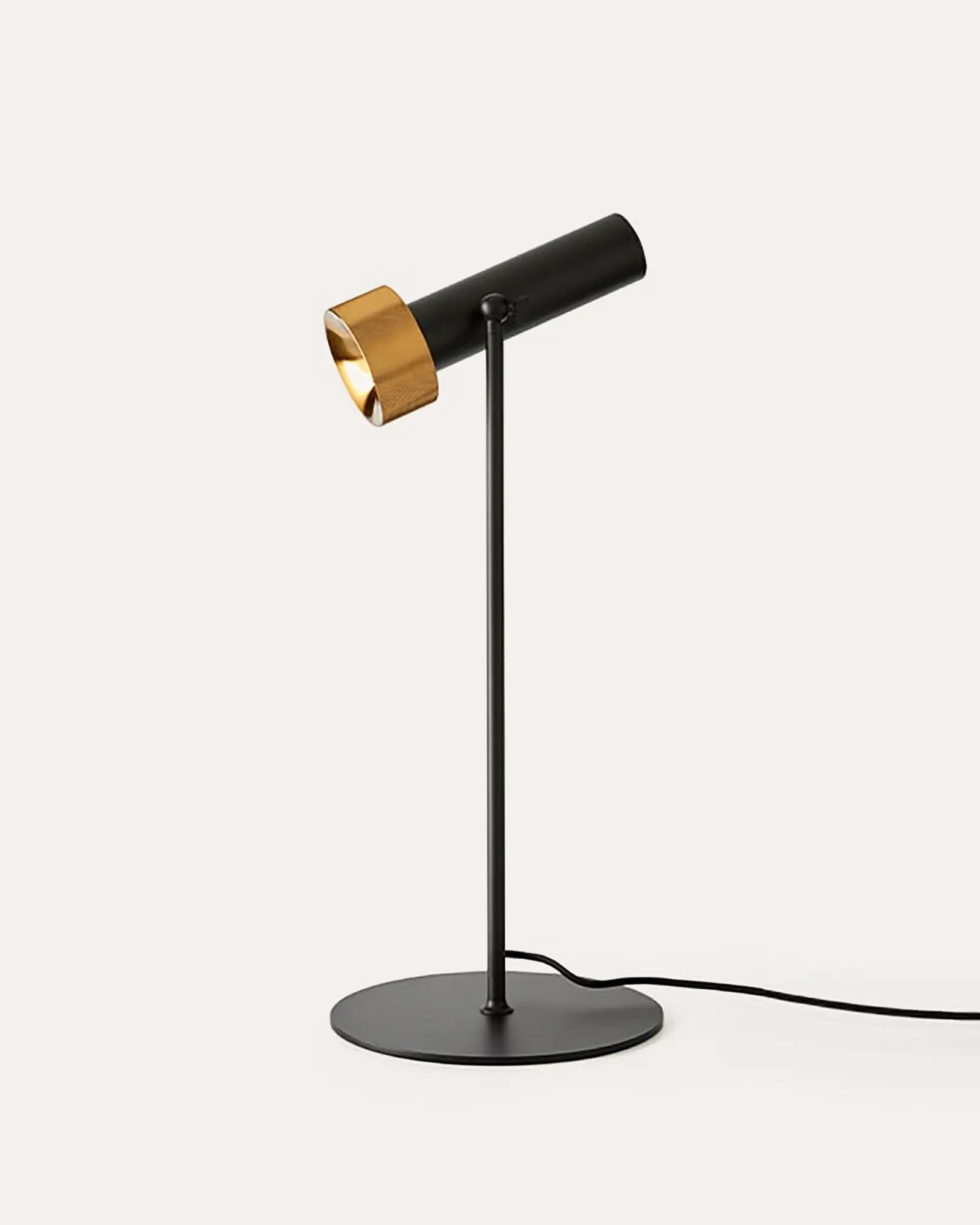 Focus Table Lamp