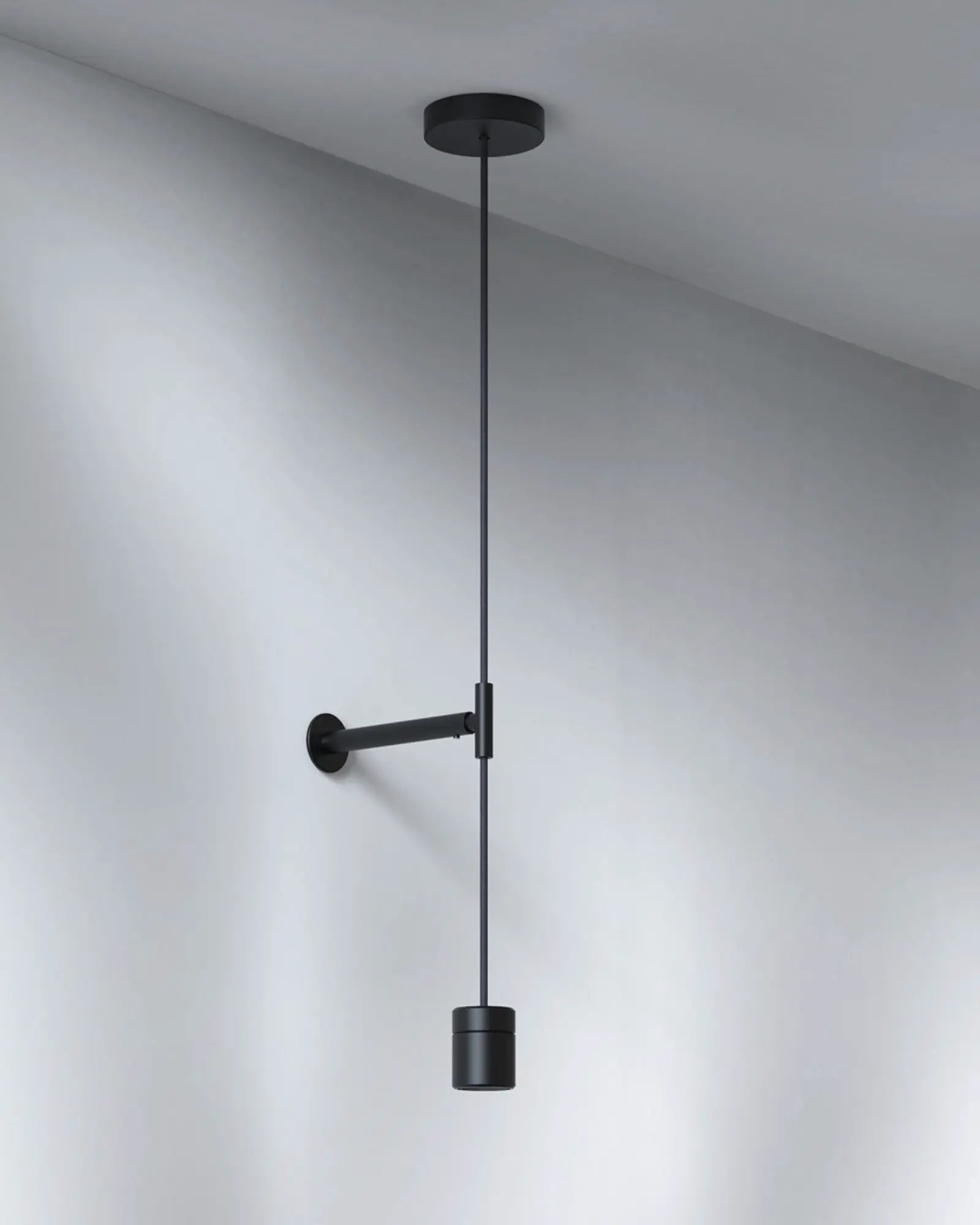 Kit Pendant with wall support black